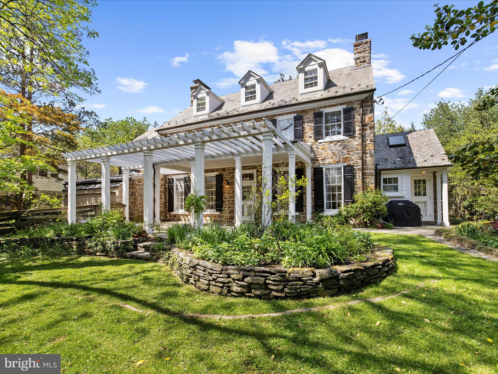 GREATER HOMELAND HISTORIC DISTRICT - Residential