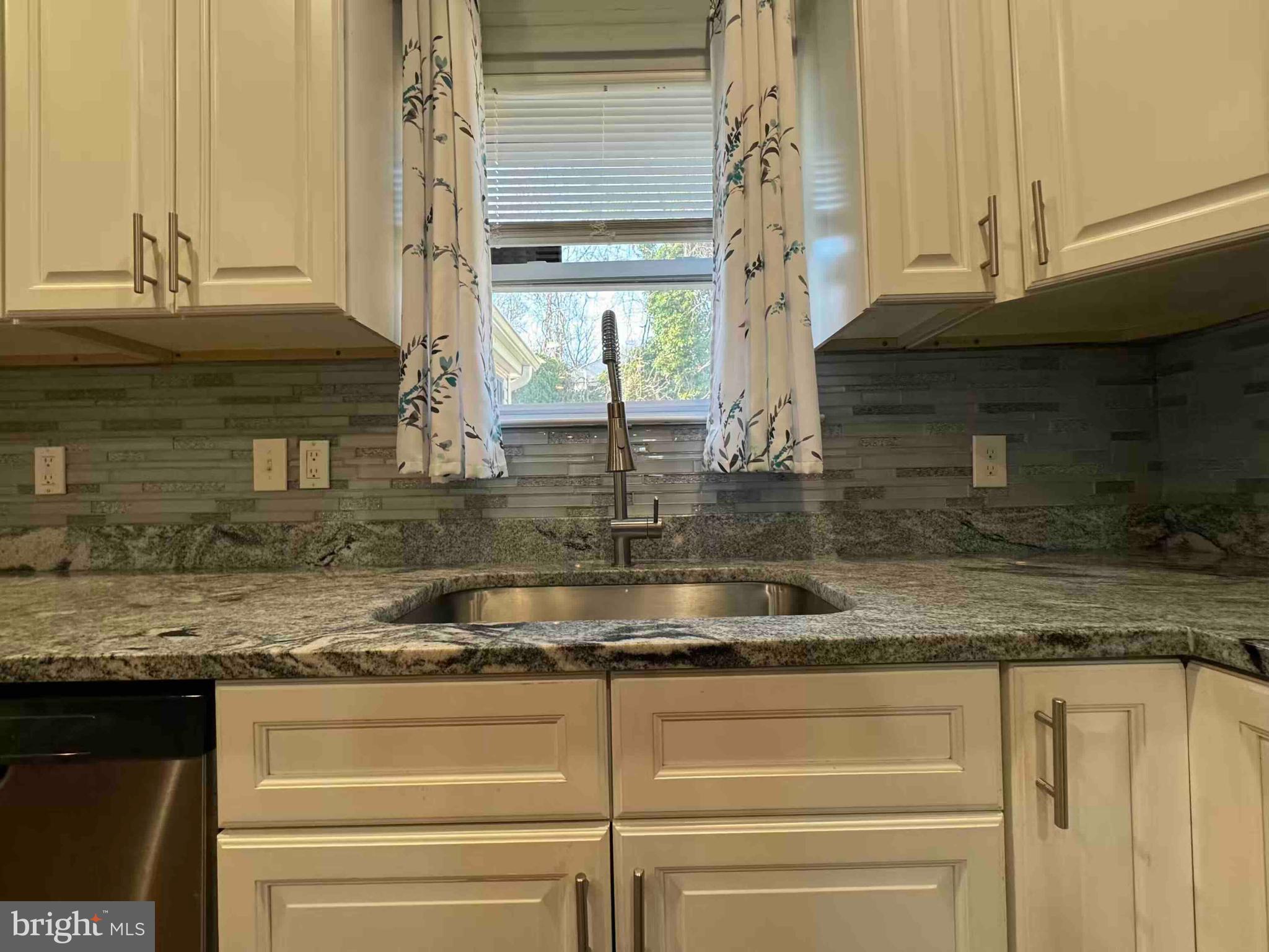 CAPITOL HEIGHTS - Residential