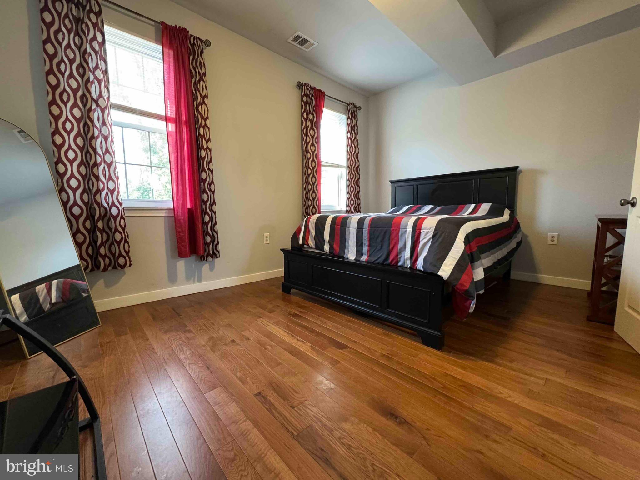 CAPITOL HEIGHTS - Residential