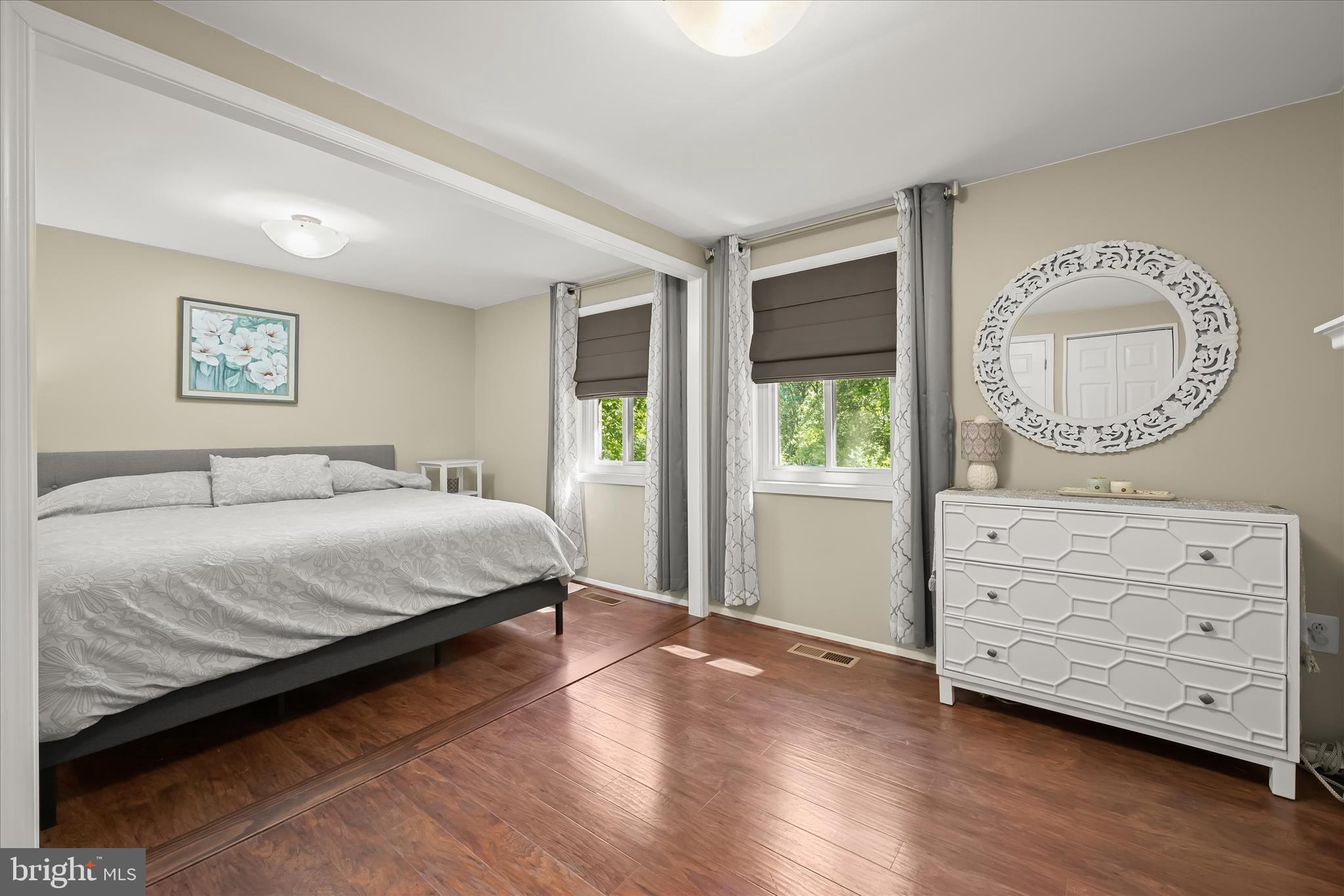 VILLAGE OF OWEN BROWN - Residential
