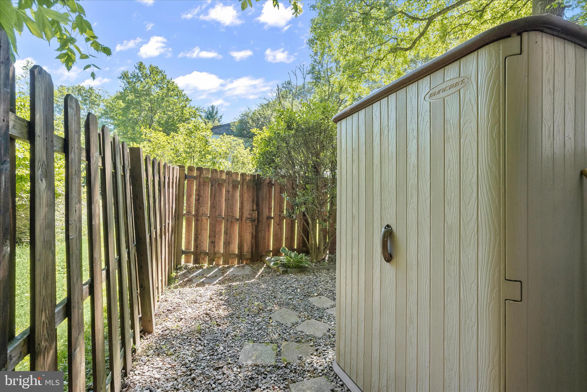 VILLAGE OF OWEN BROWN - Residential