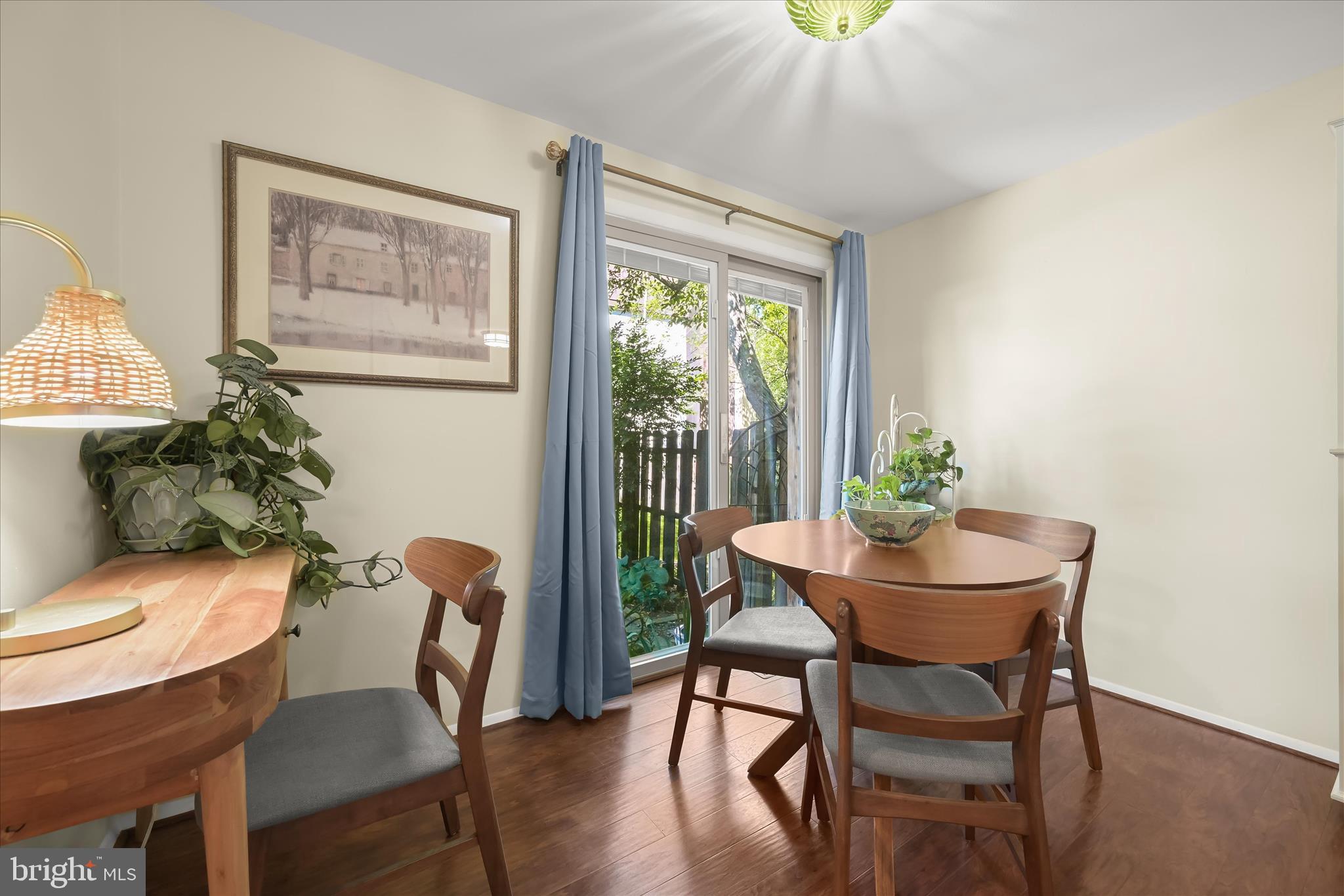 VILLAGE OF OWEN BROWN - Residential