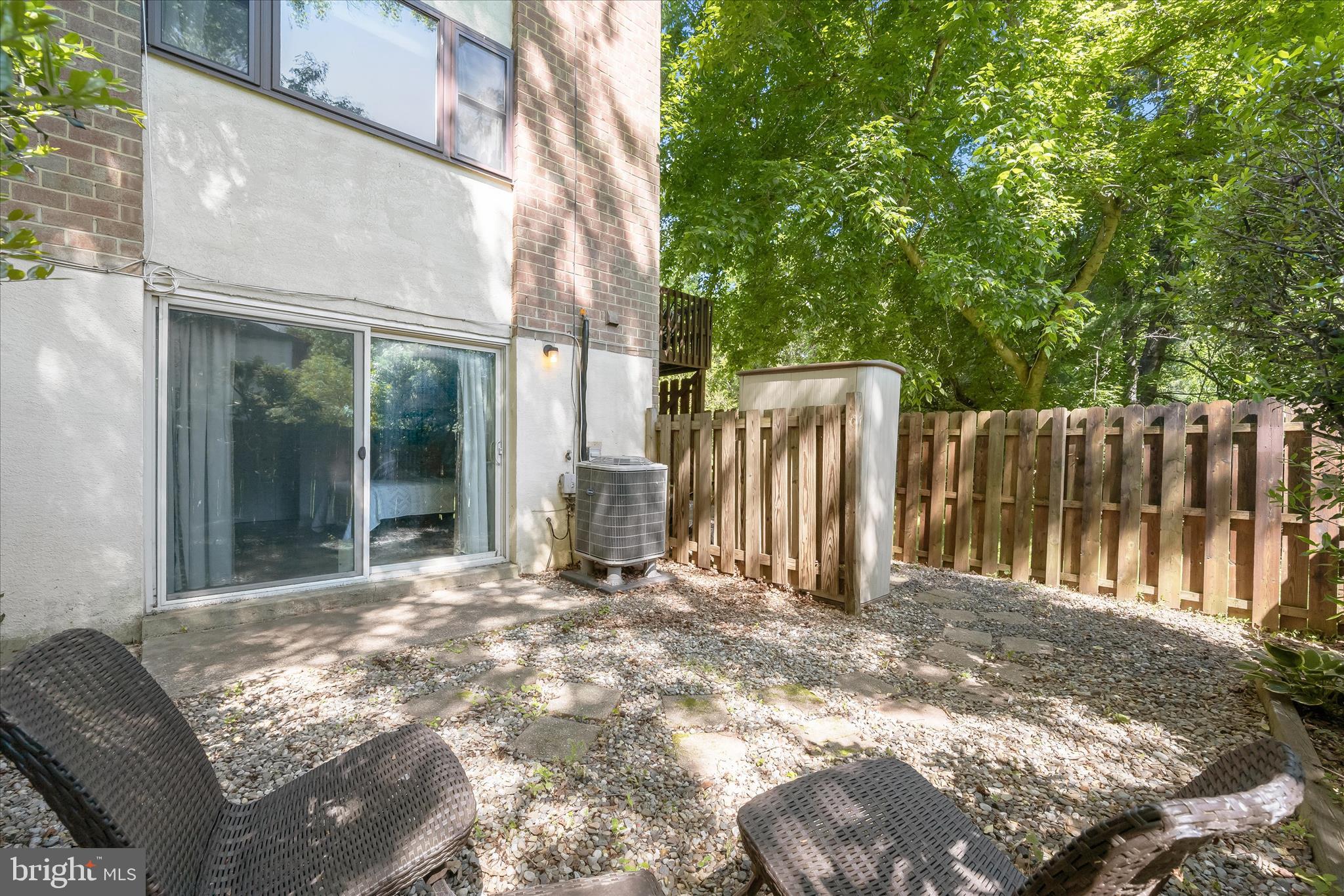 VILLAGE OF OWEN BROWN - Residential