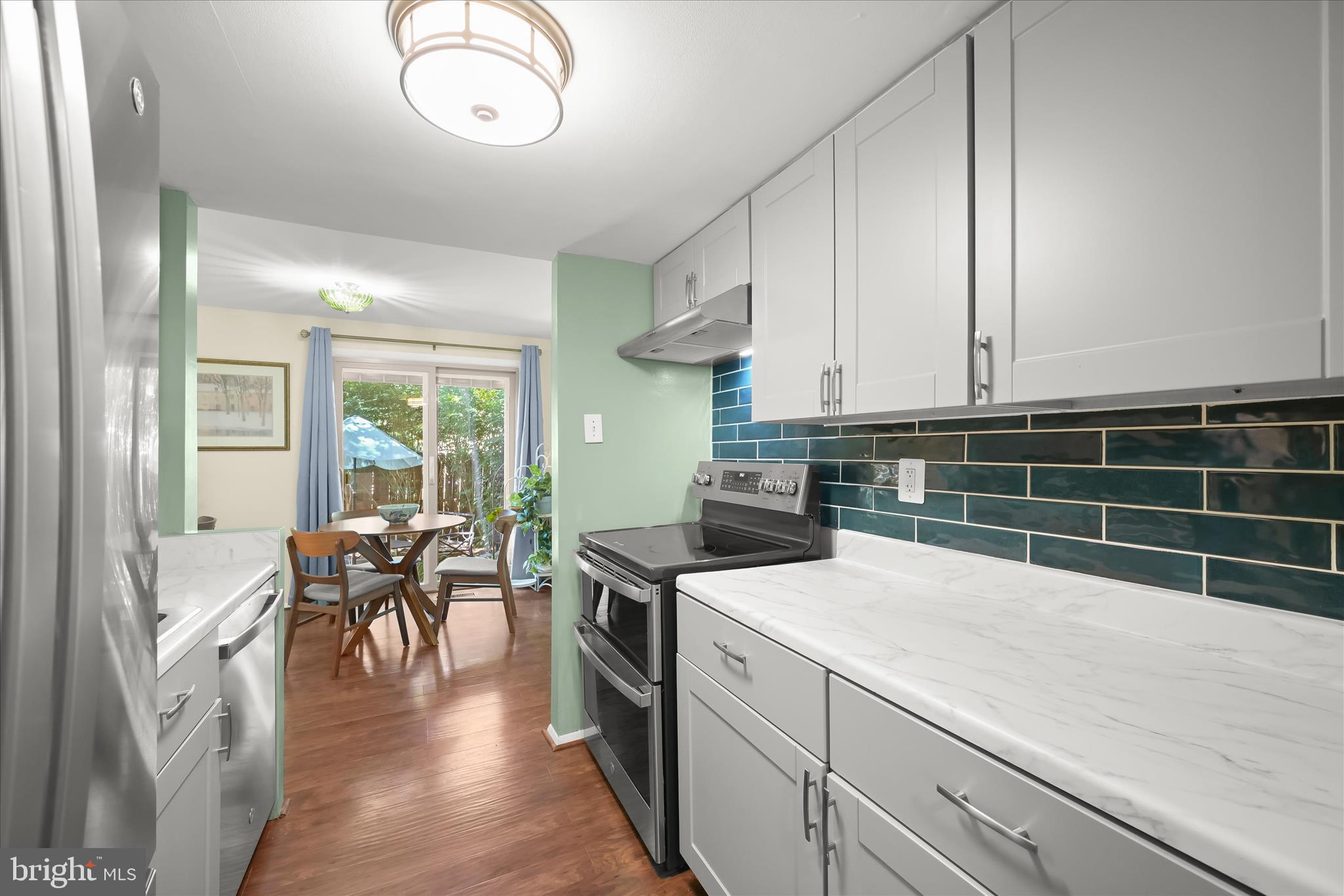 VILLAGE OF OWEN BROWN - Residential