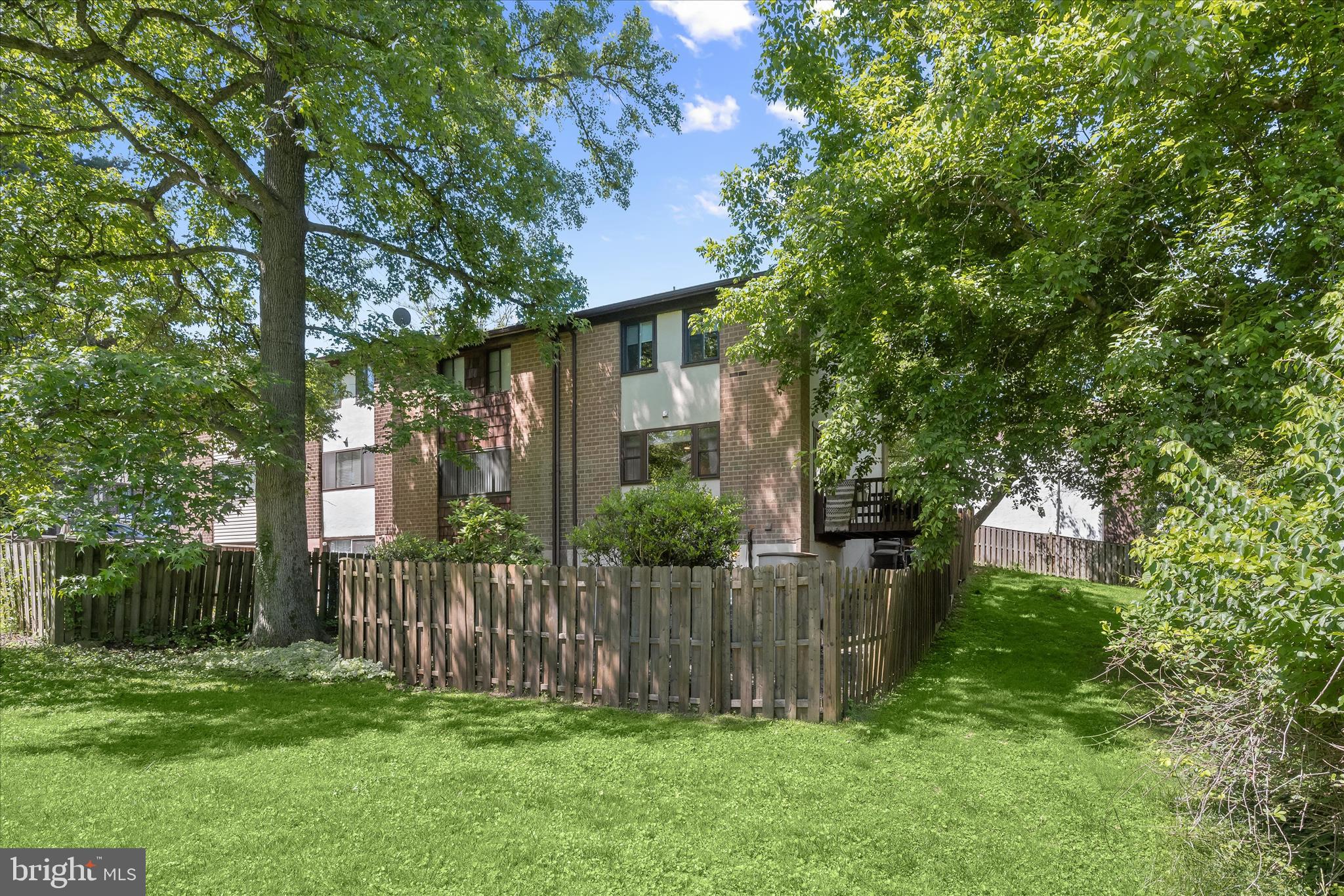 VILLAGE OF OWEN BROWN - Residential