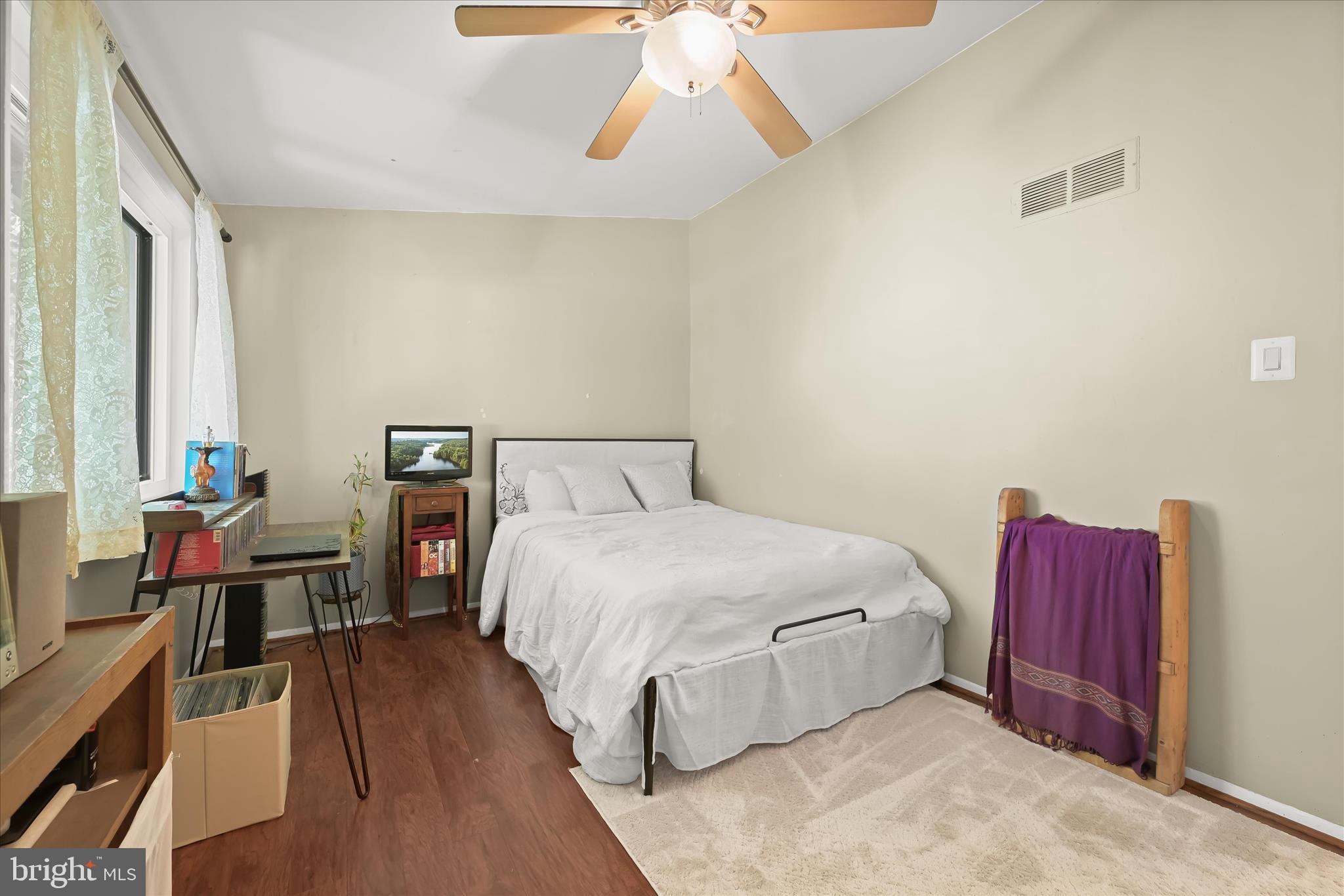 VILLAGE OF OWEN BROWN - Residential
