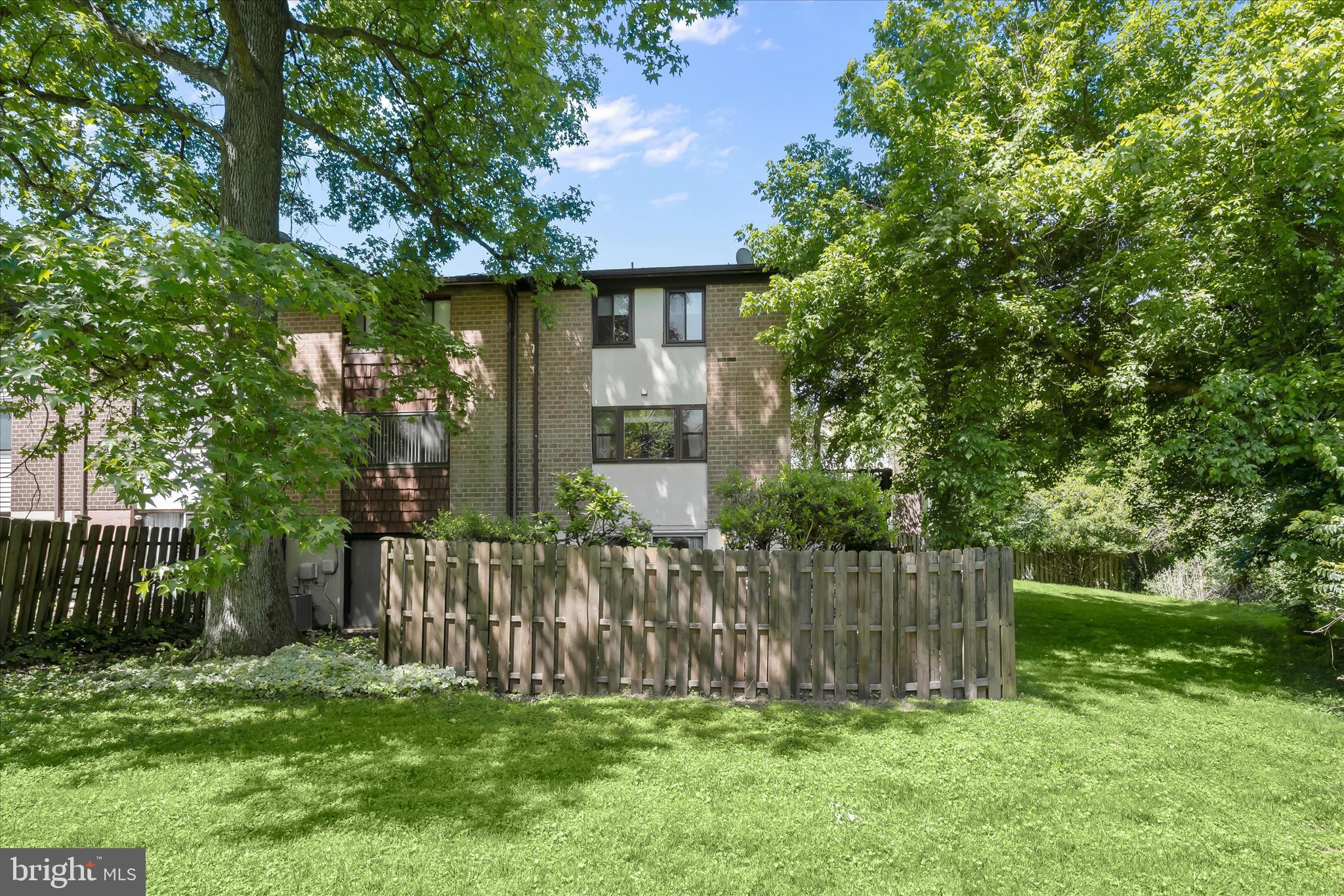 VILLAGE OF OWEN BROWN - Residential