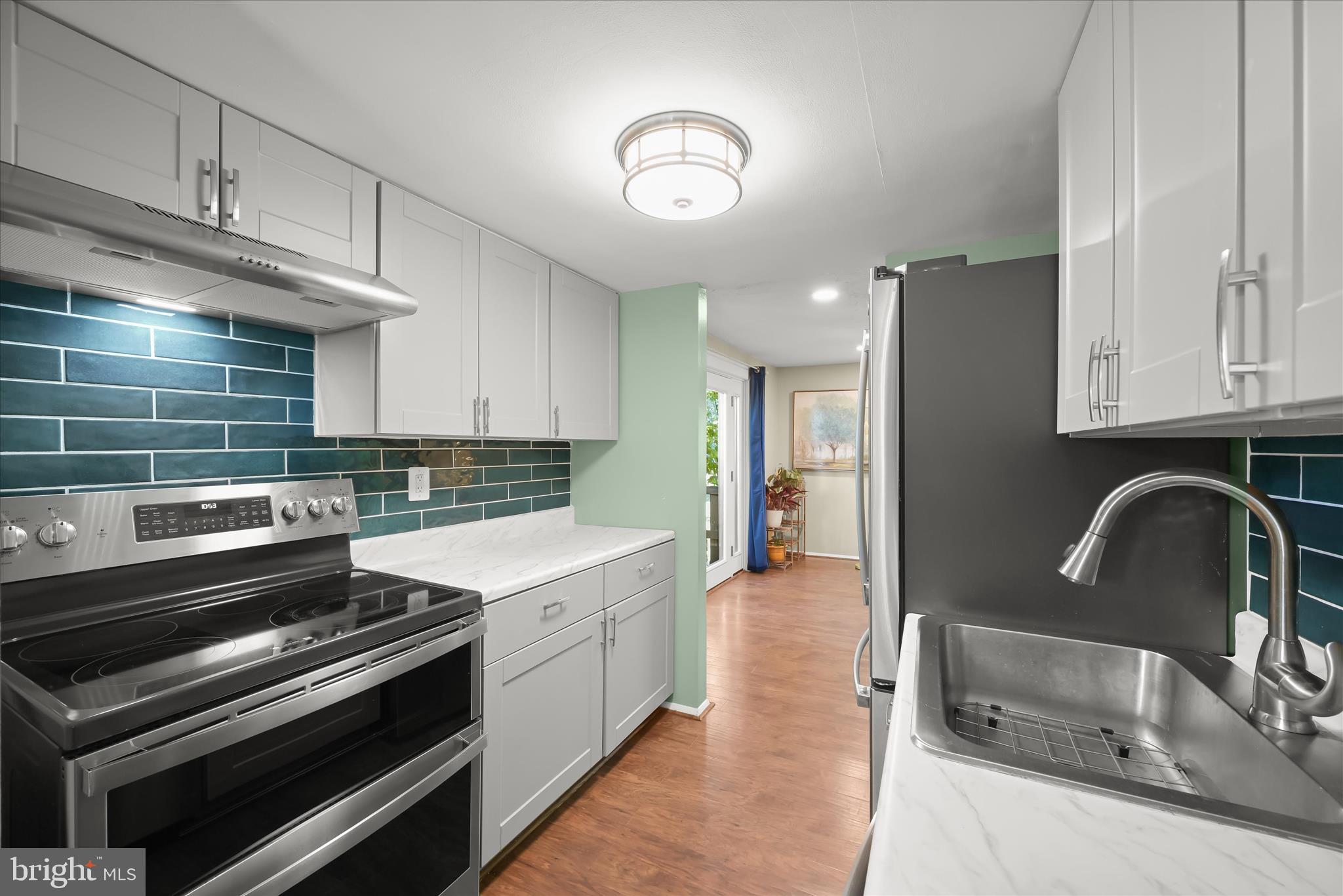 VILLAGE OF OWEN BROWN - Residential