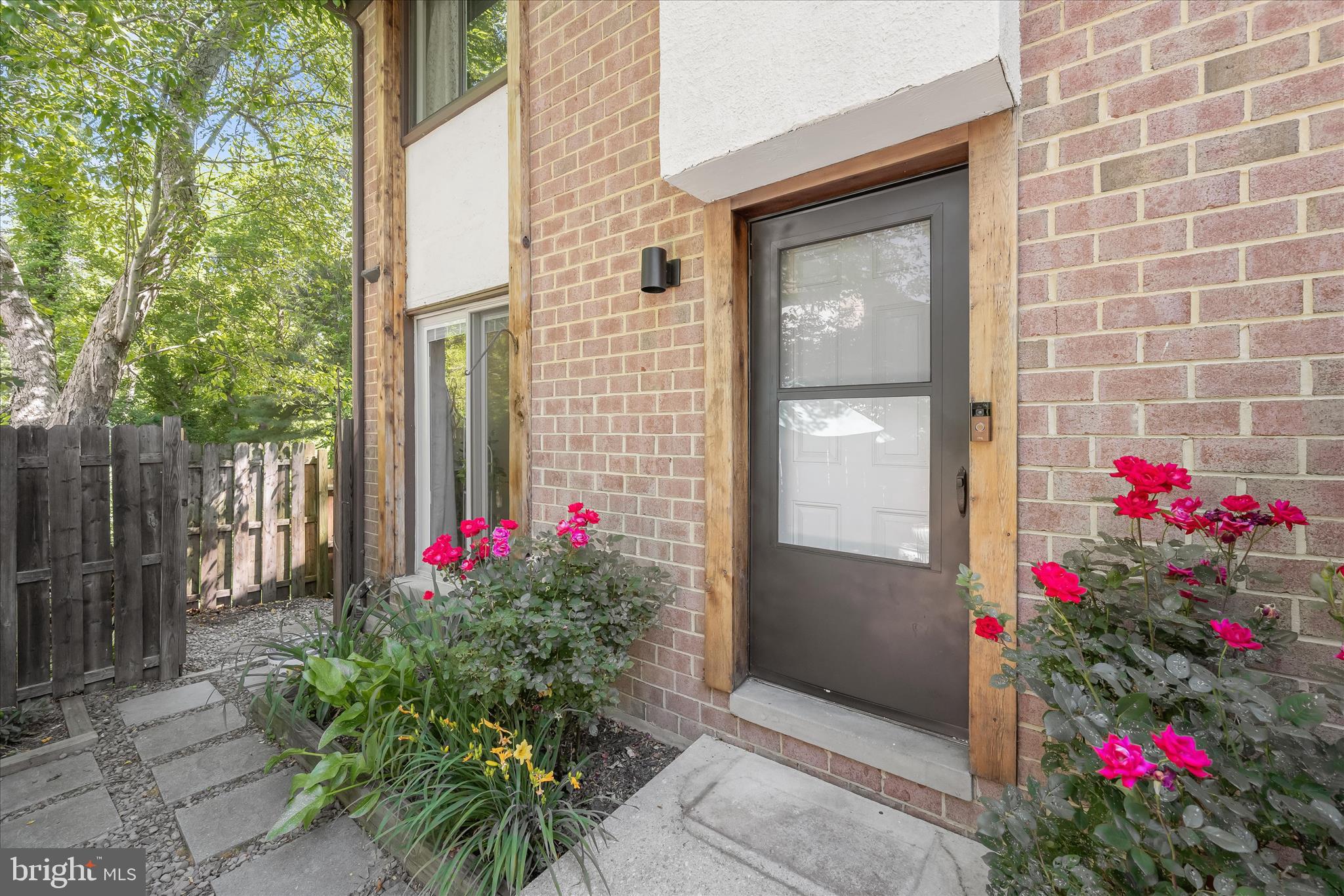 VILLAGE OF OWEN BROWN - Residential