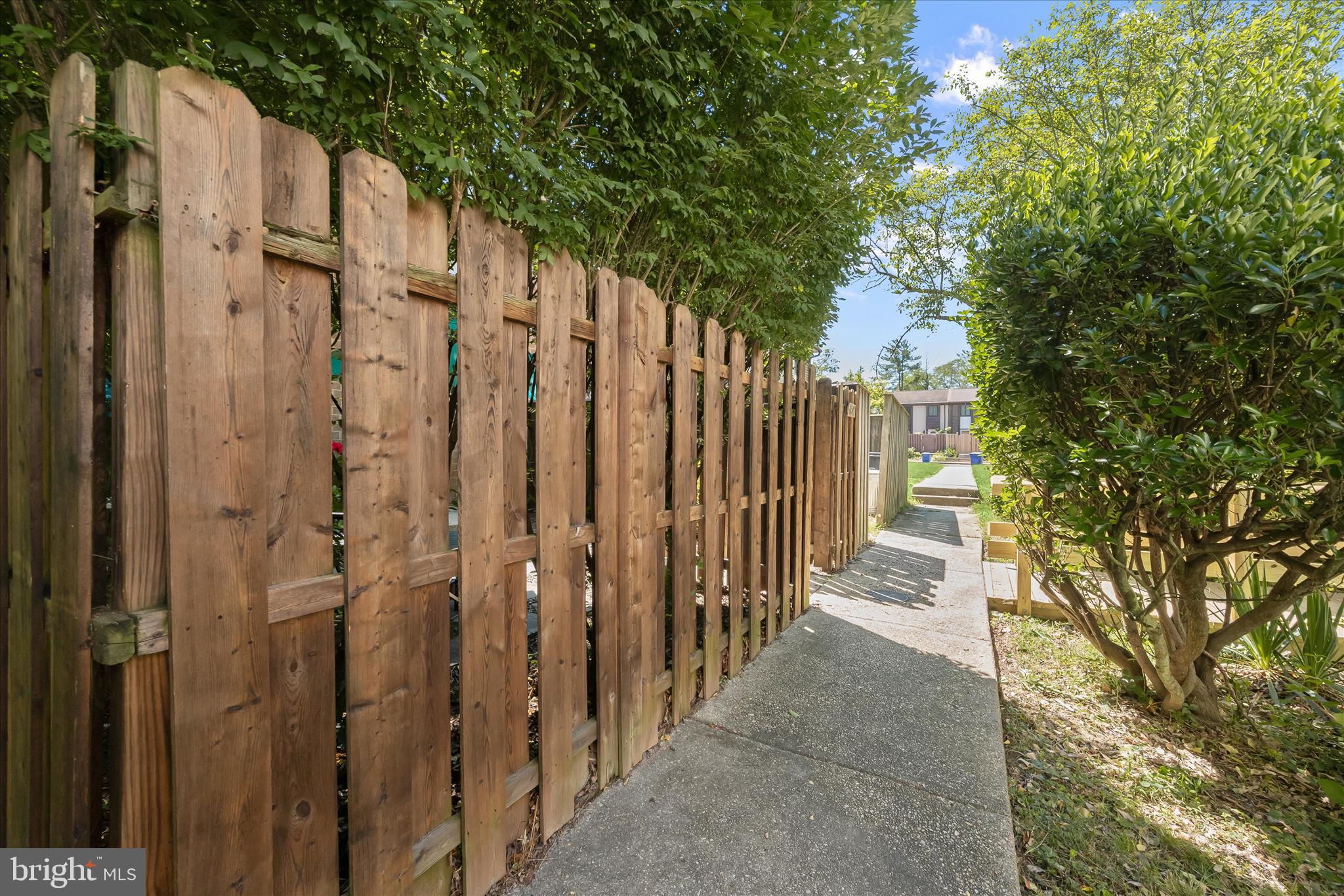 VILLAGE OF OWEN BROWN - Residential