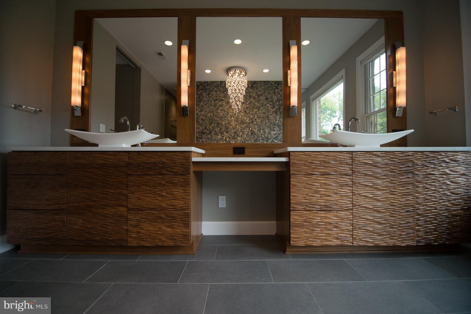 SENECA RIDGE - Residential