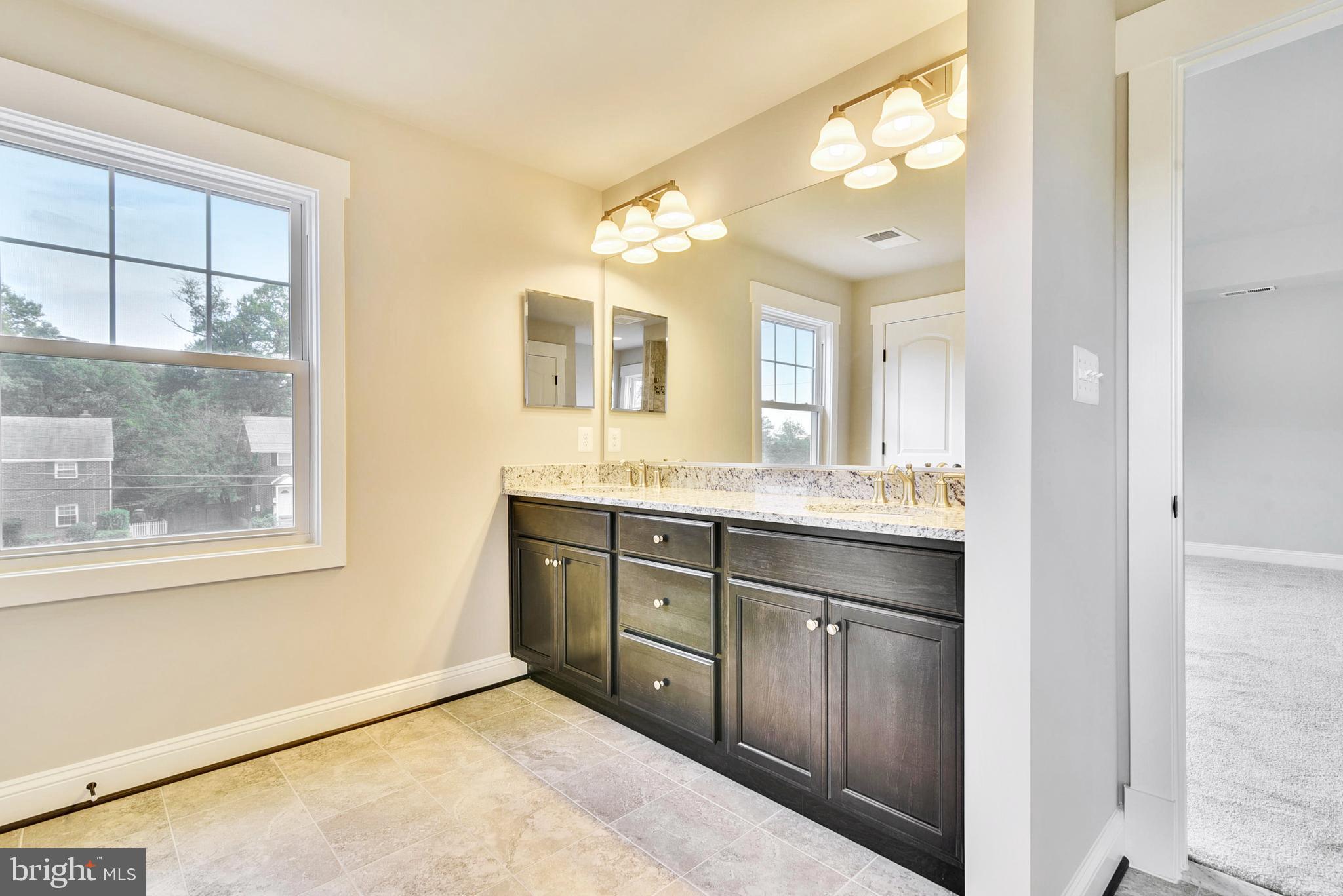 DOUGLAS PARK - Residential