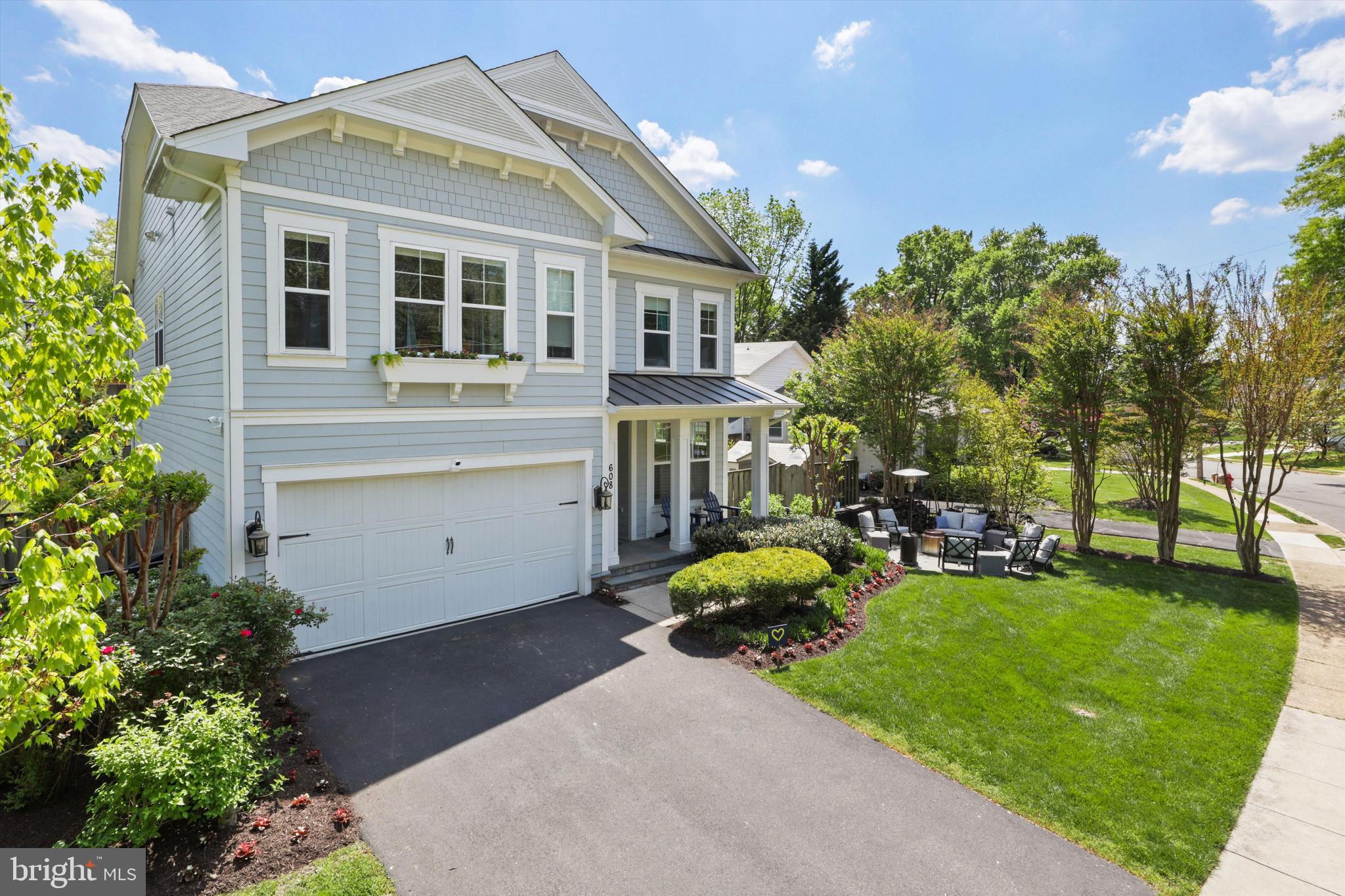 VIENNA WOODS - Residential