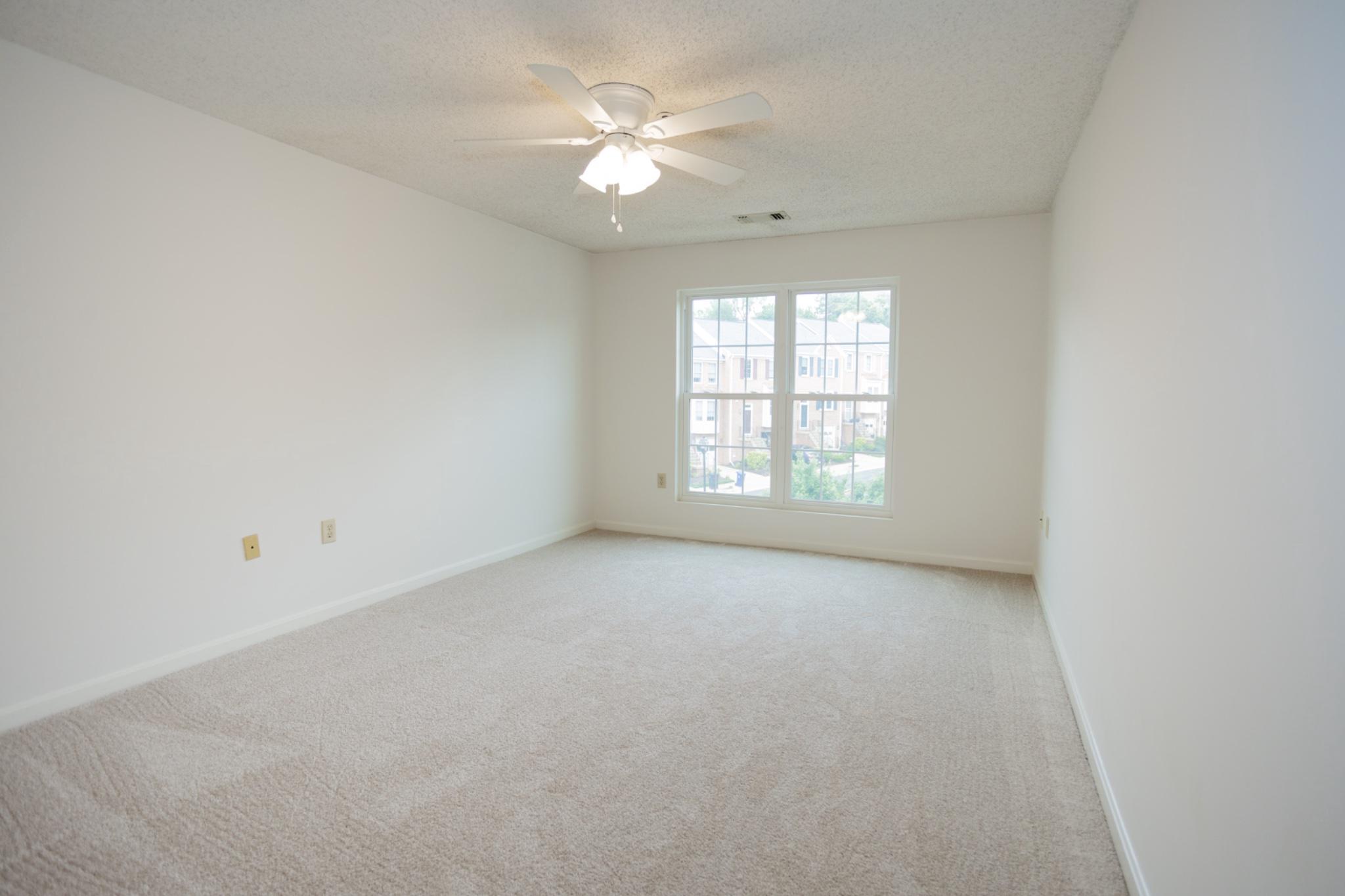HILLWOOD - Residential