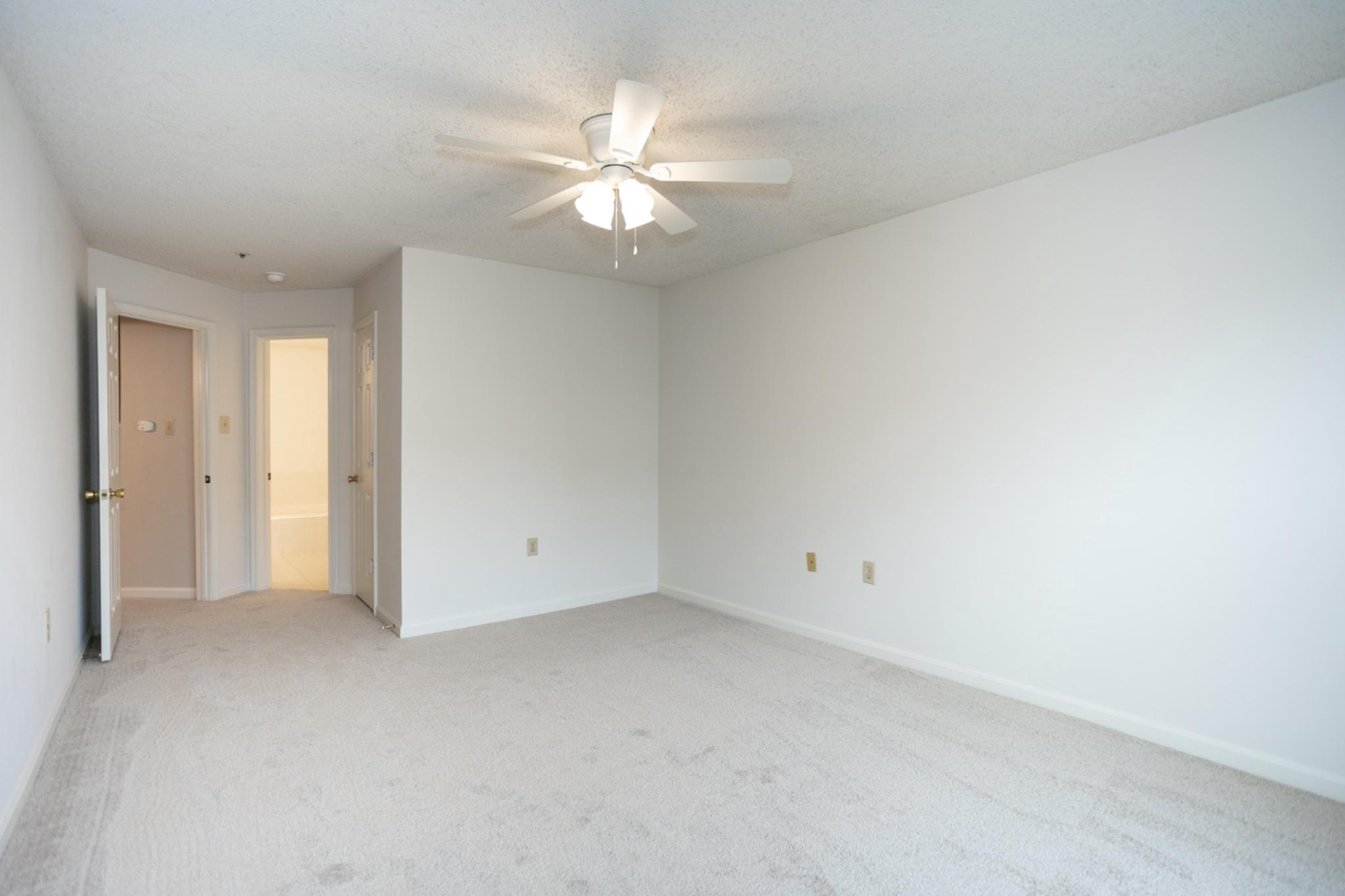 HILLWOOD - Residential