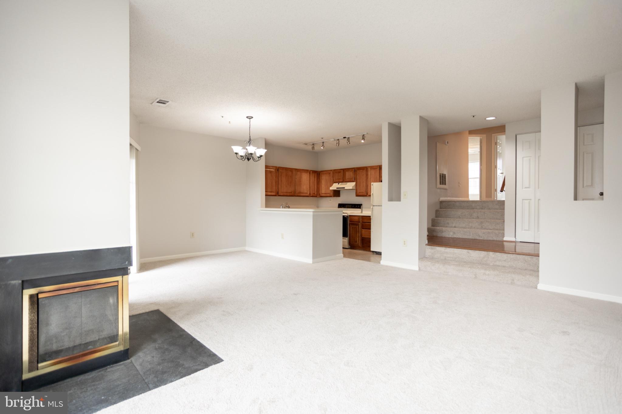 HILLWOOD - Residential