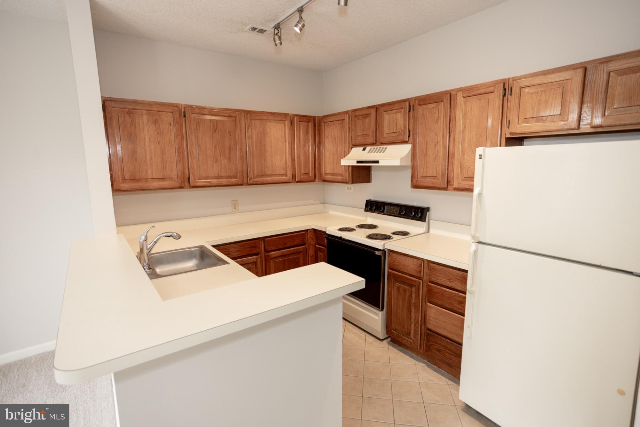 HILLWOOD - Residential