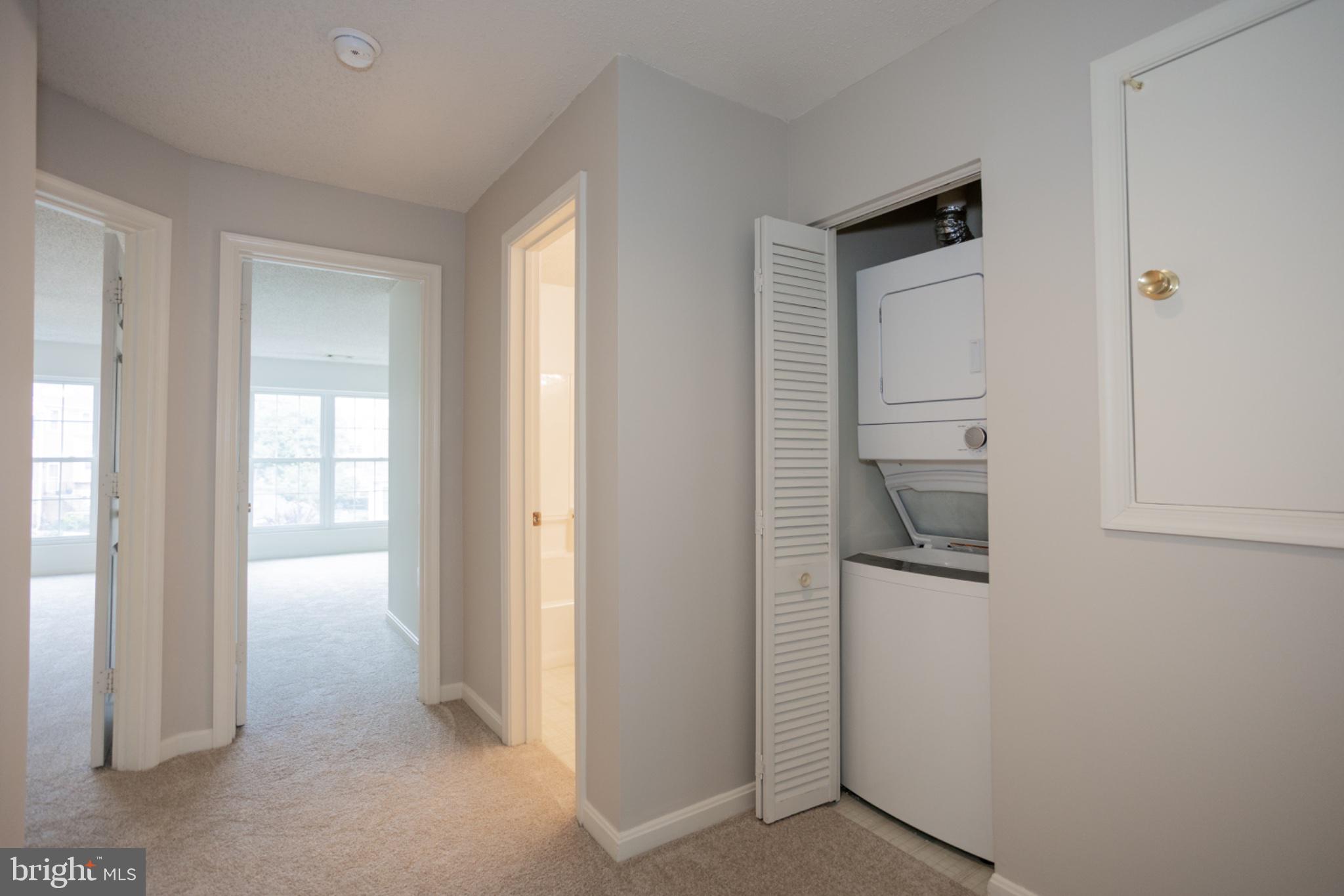 HILLWOOD - Residential