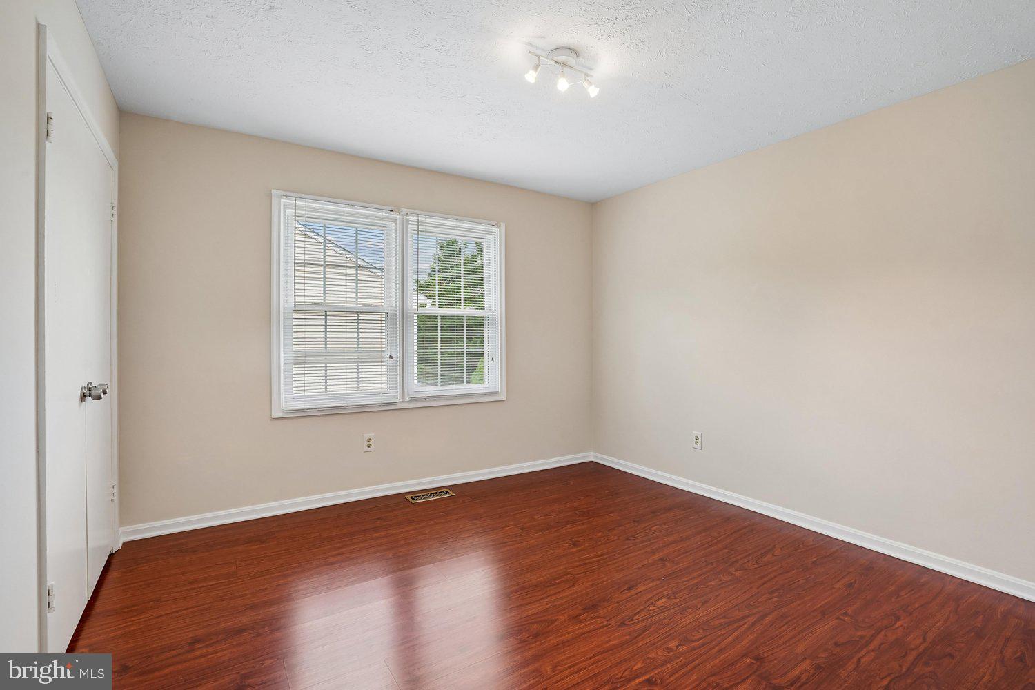 POPLAR TREE ESTATES - Residential