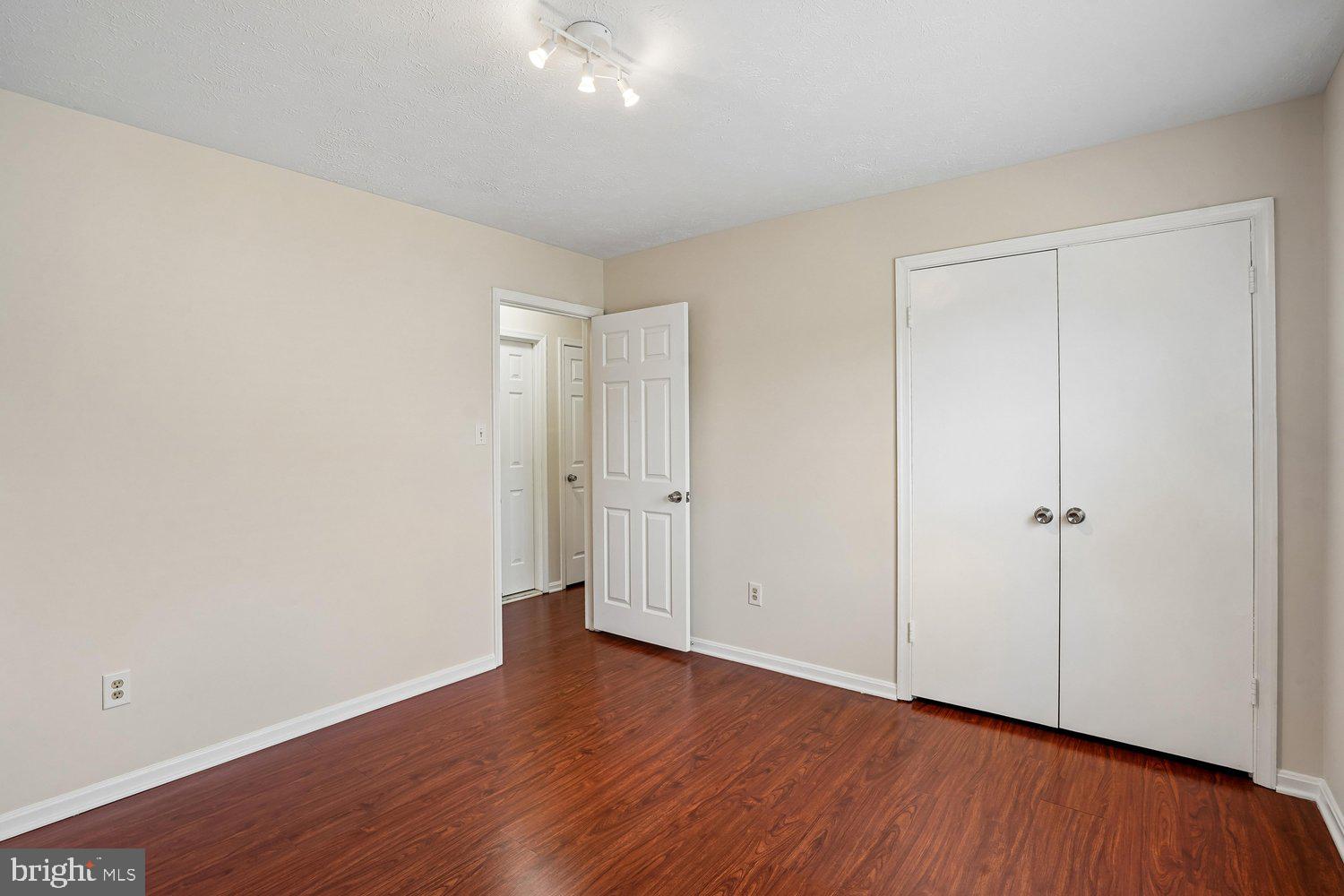 POPLAR TREE ESTATES - Residential
