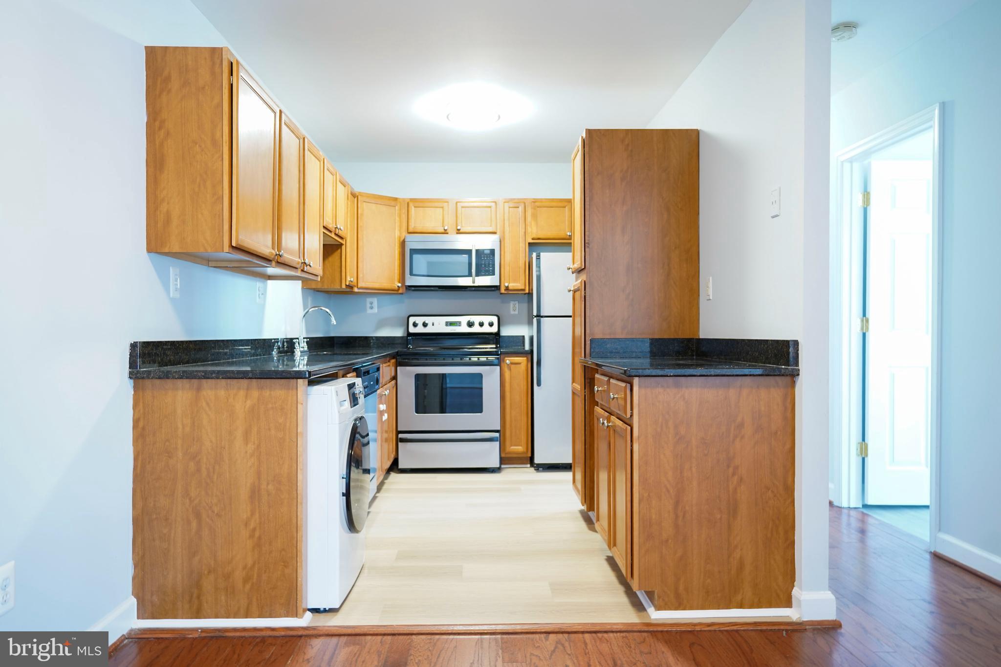 HARBOUR TERRACE CONDOMINIUMS - Residential