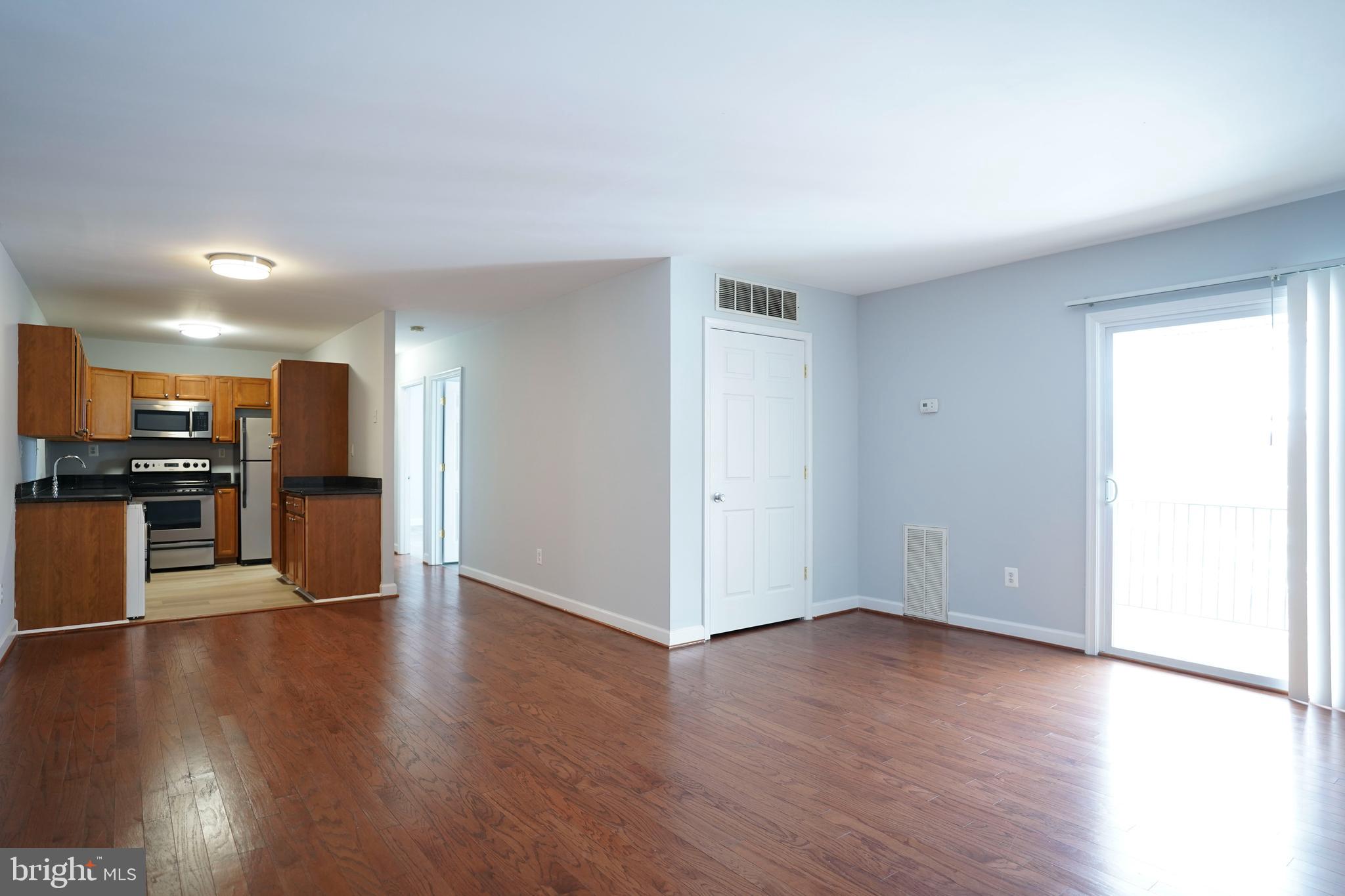 HARBOUR TERRACE CONDOMINIUMS - Residential