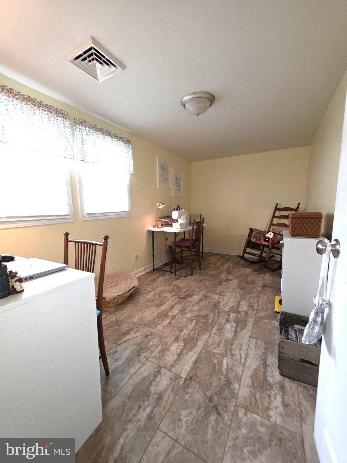 SUMMERDALE - Residential