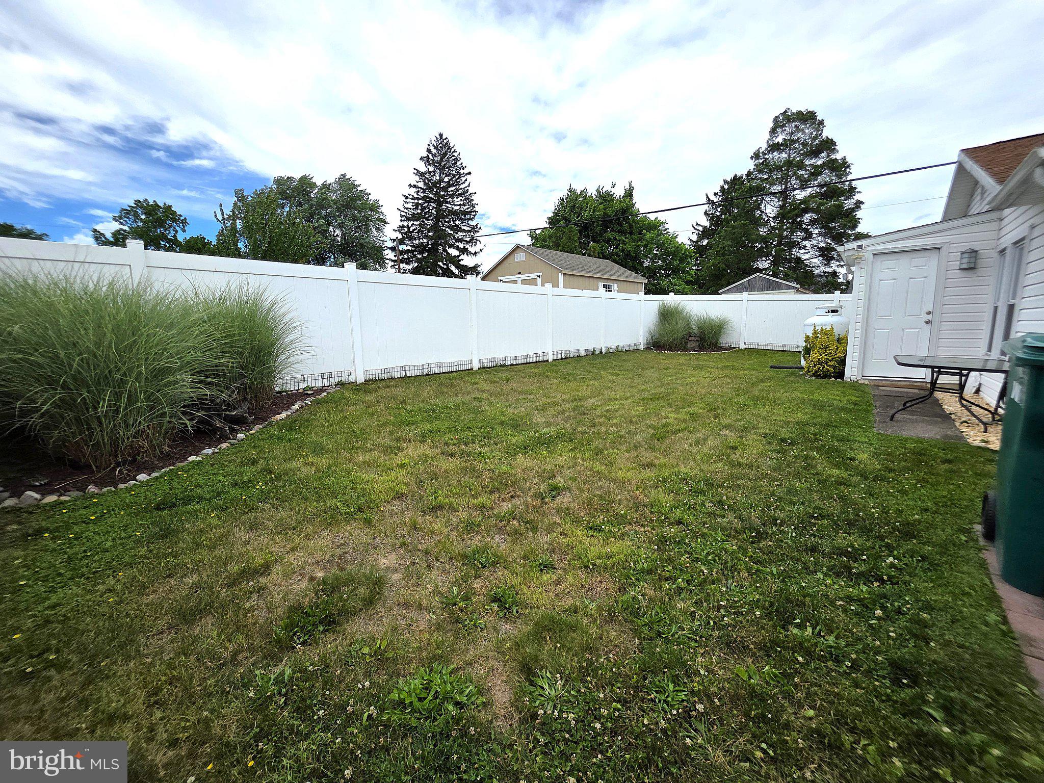 SUMMERDALE - Residential