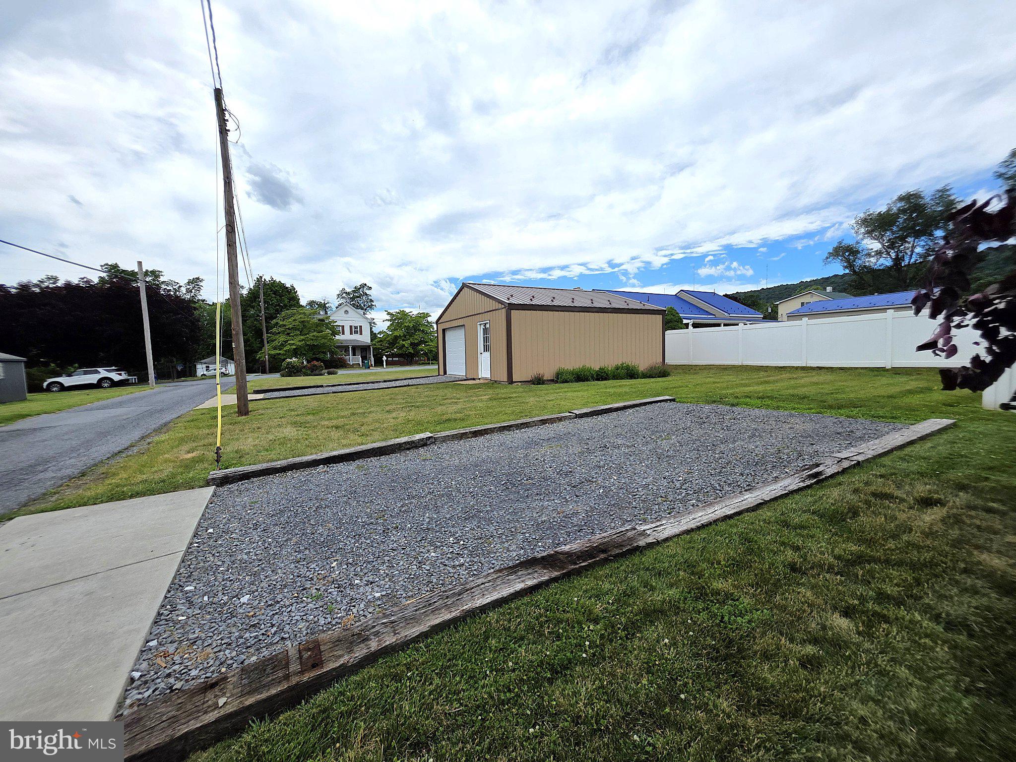 SUMMERDALE - Residential