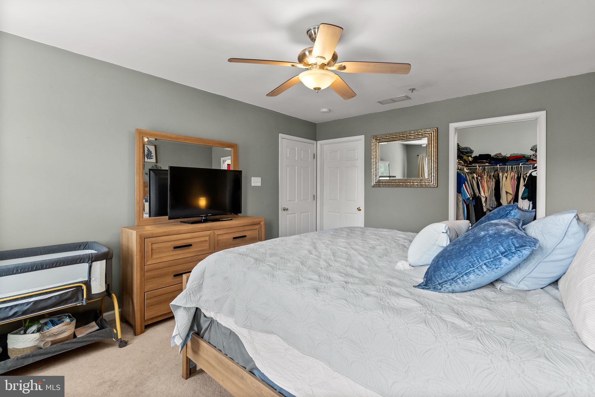 KIMBERTON GREENE - Residential