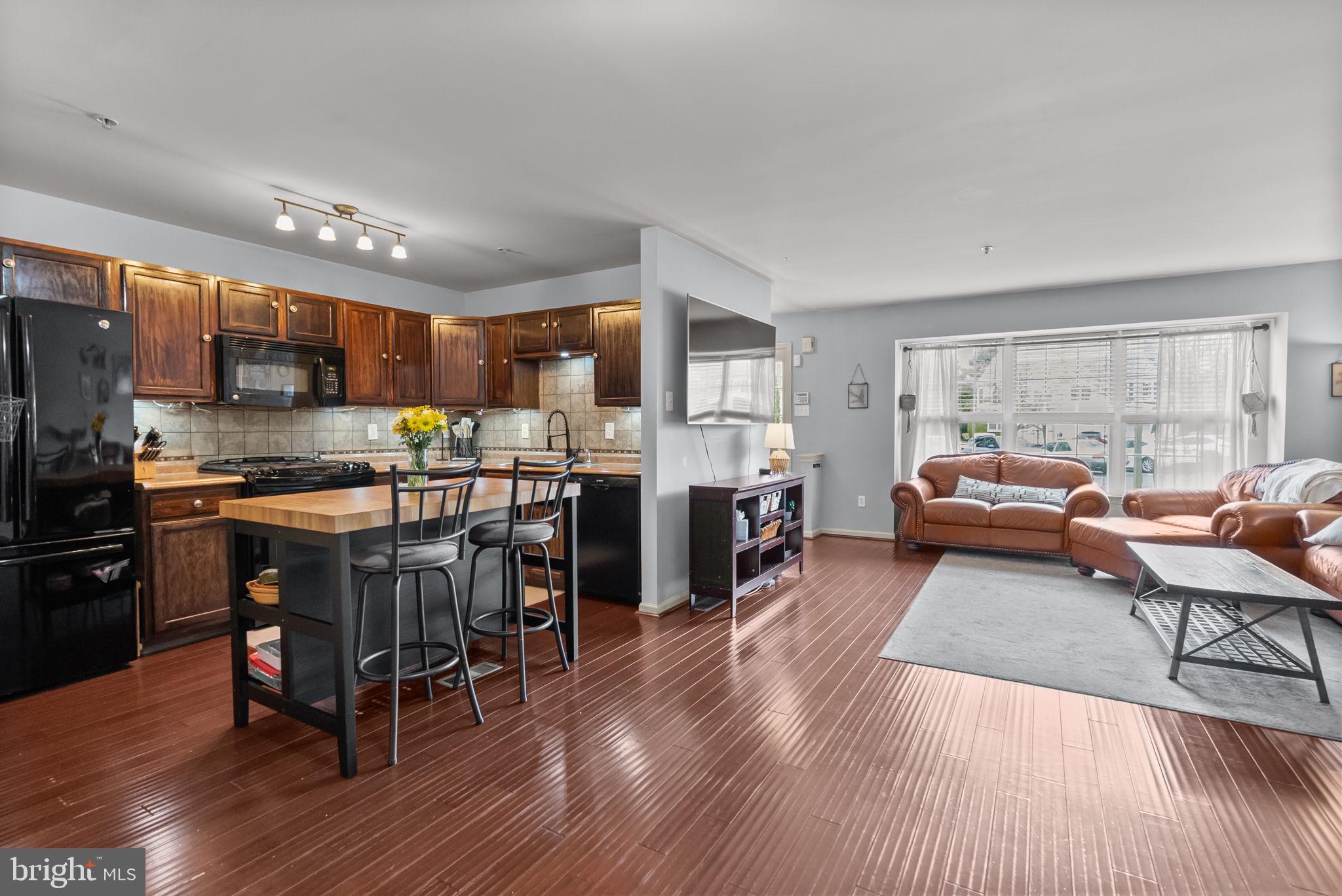 KIMBERTON GREENE - Residential