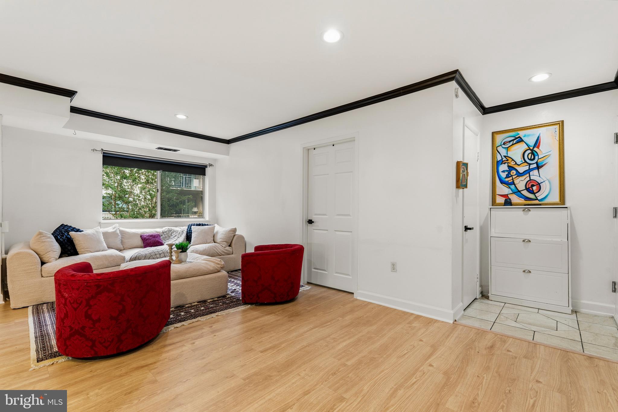 BETHESDA PARK - Residential