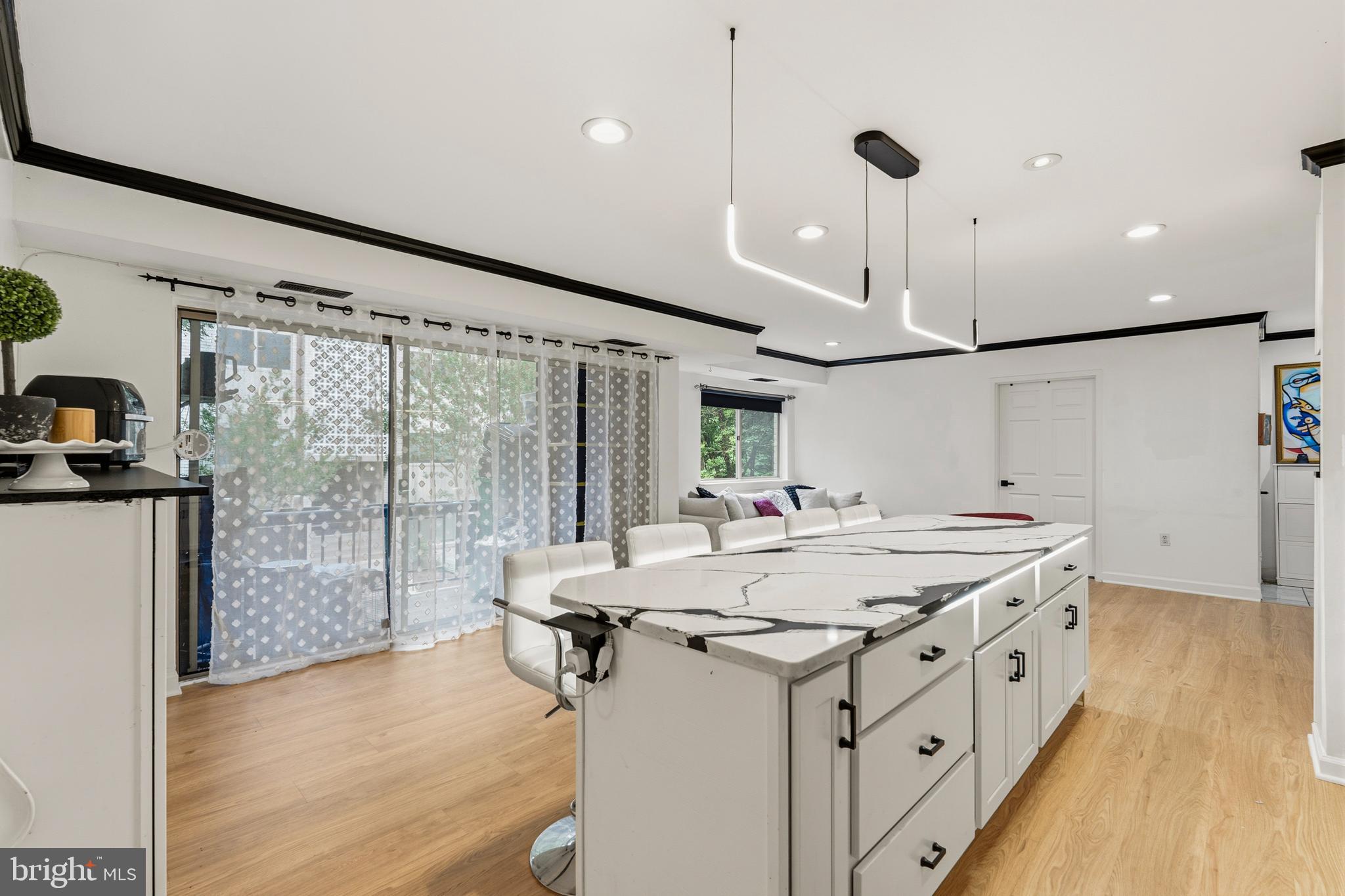 BETHESDA PARK - Residential