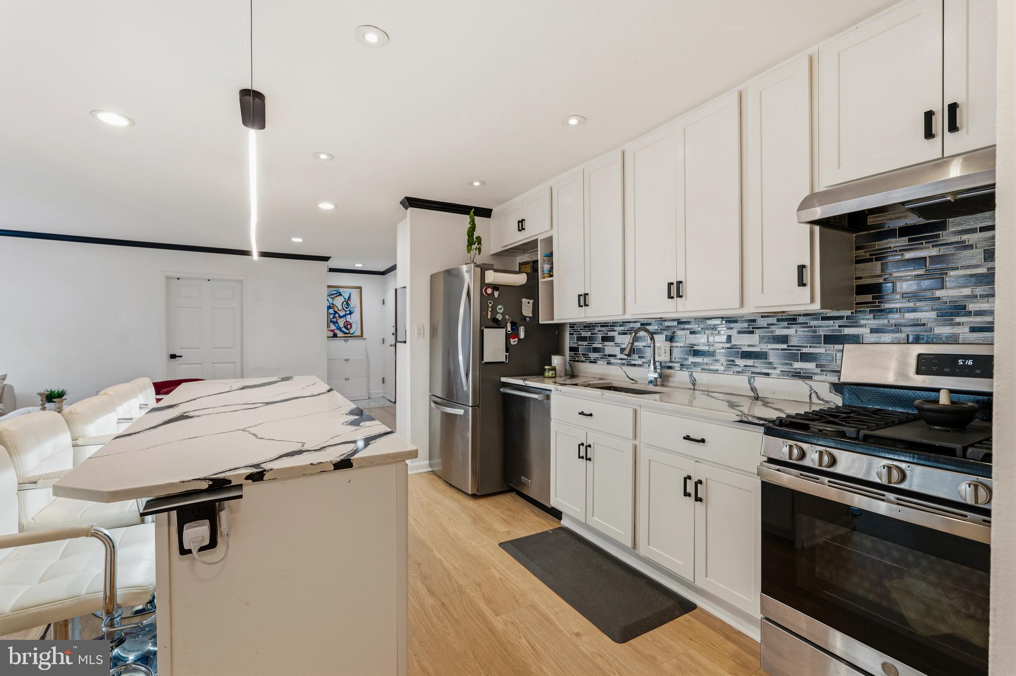 BETHESDA PARK - Residential