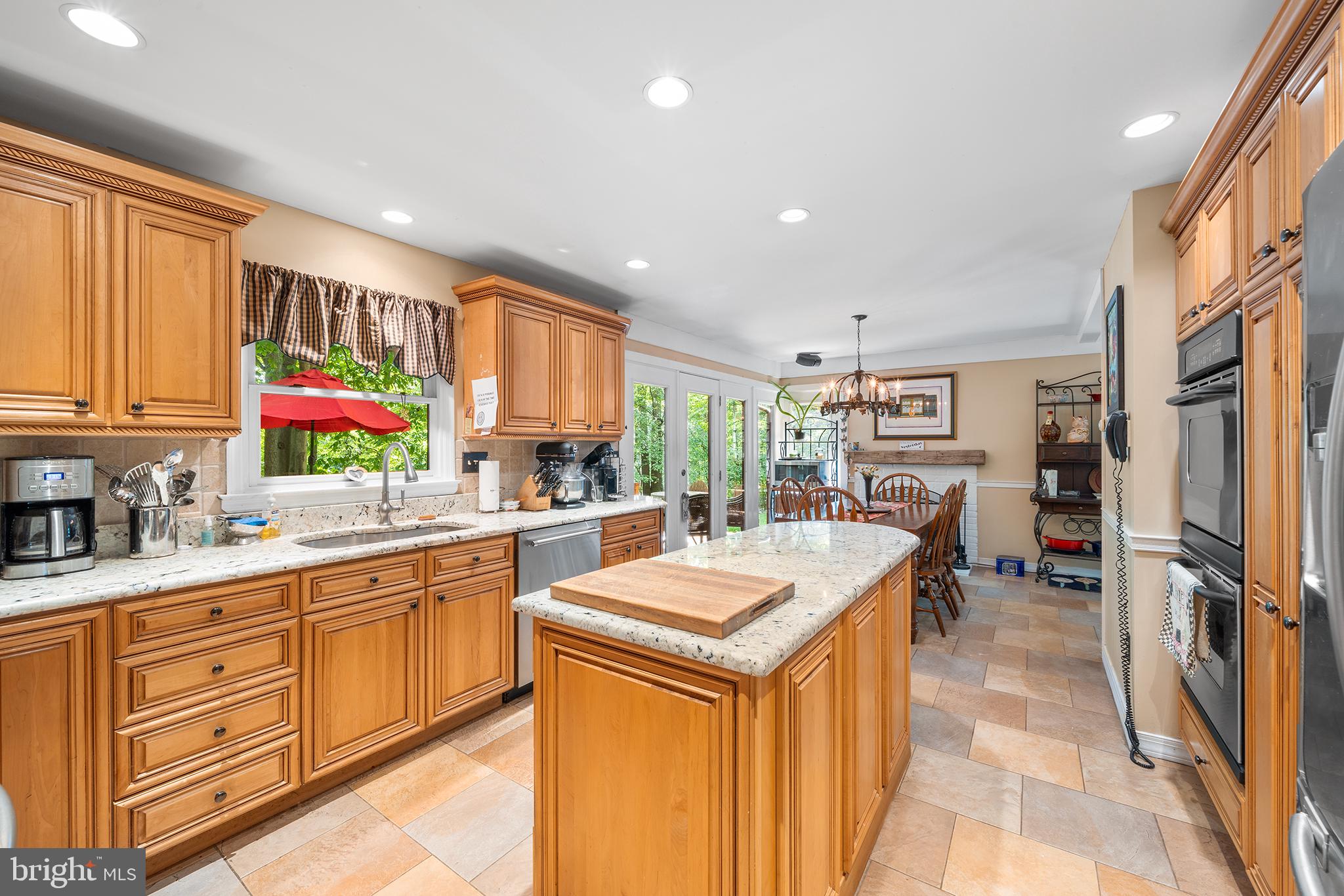 HUNTERS RUN - Residential