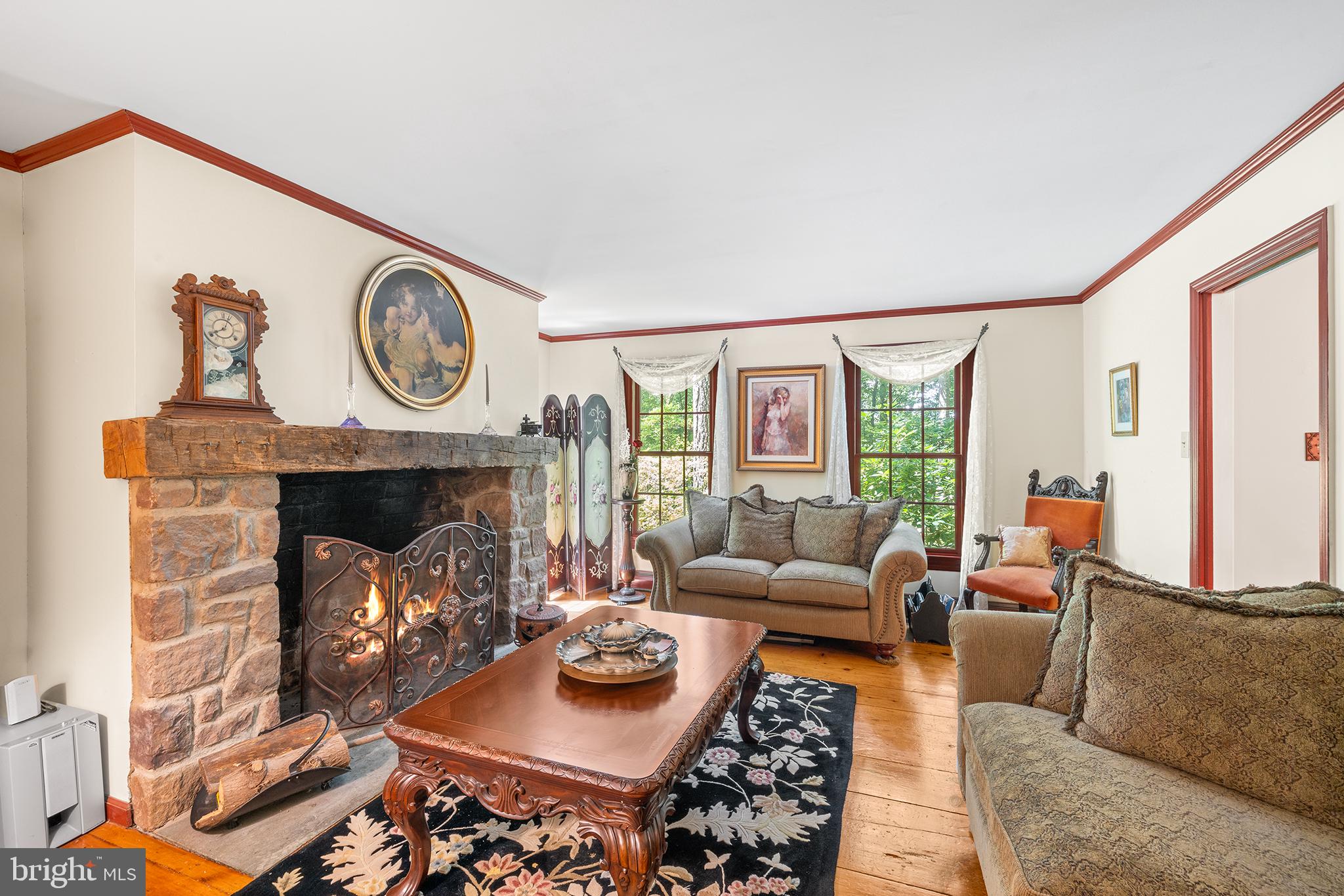 HUNTERS RUN - Residential