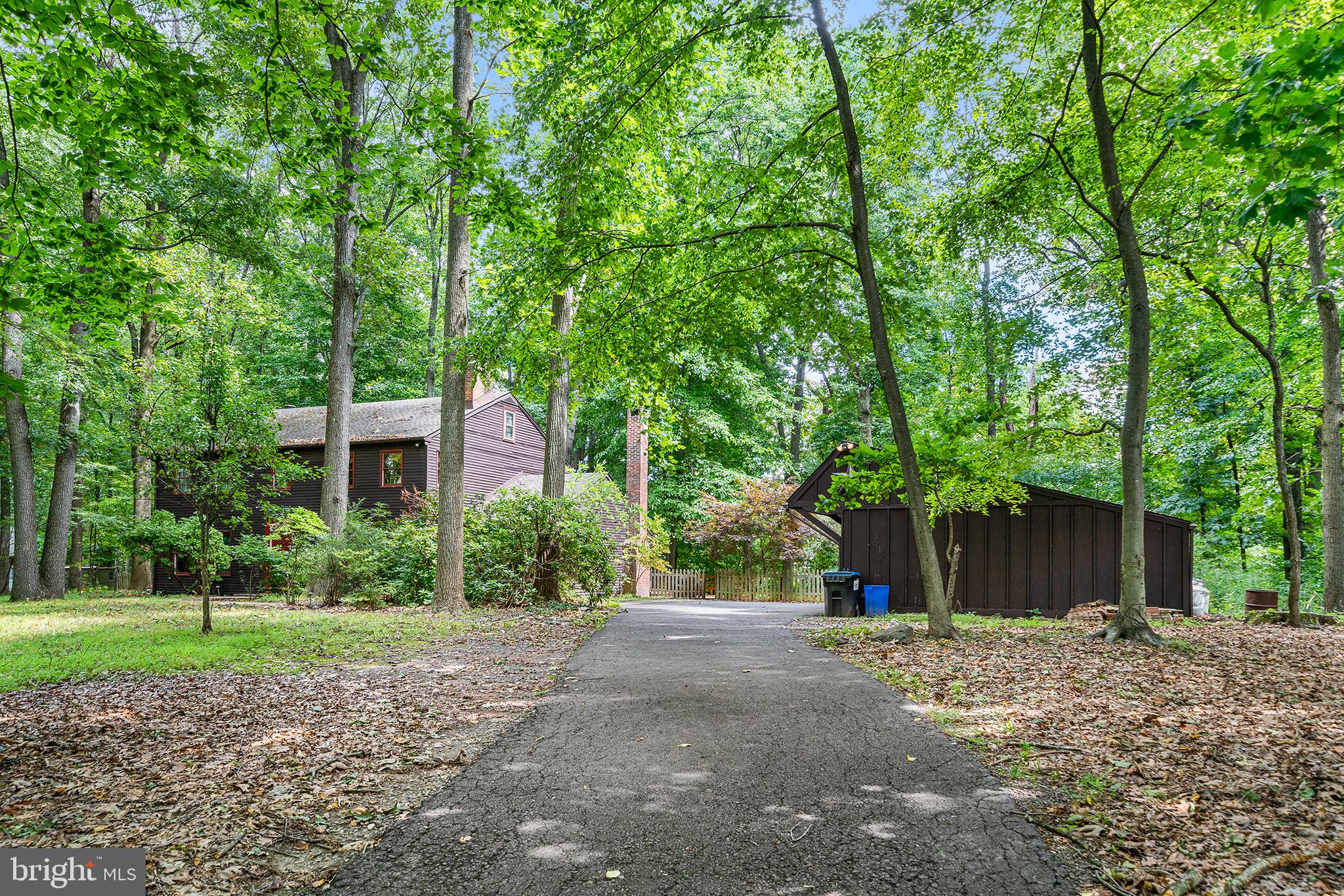 HUNTERS RUN - Residential