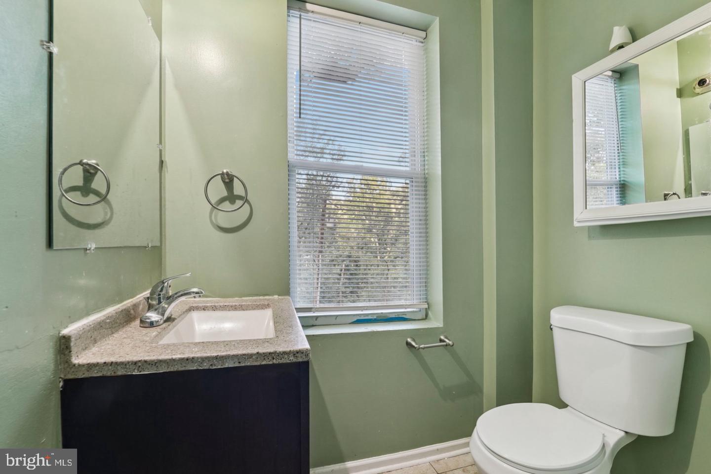 WINDSOR HILLS - Residential