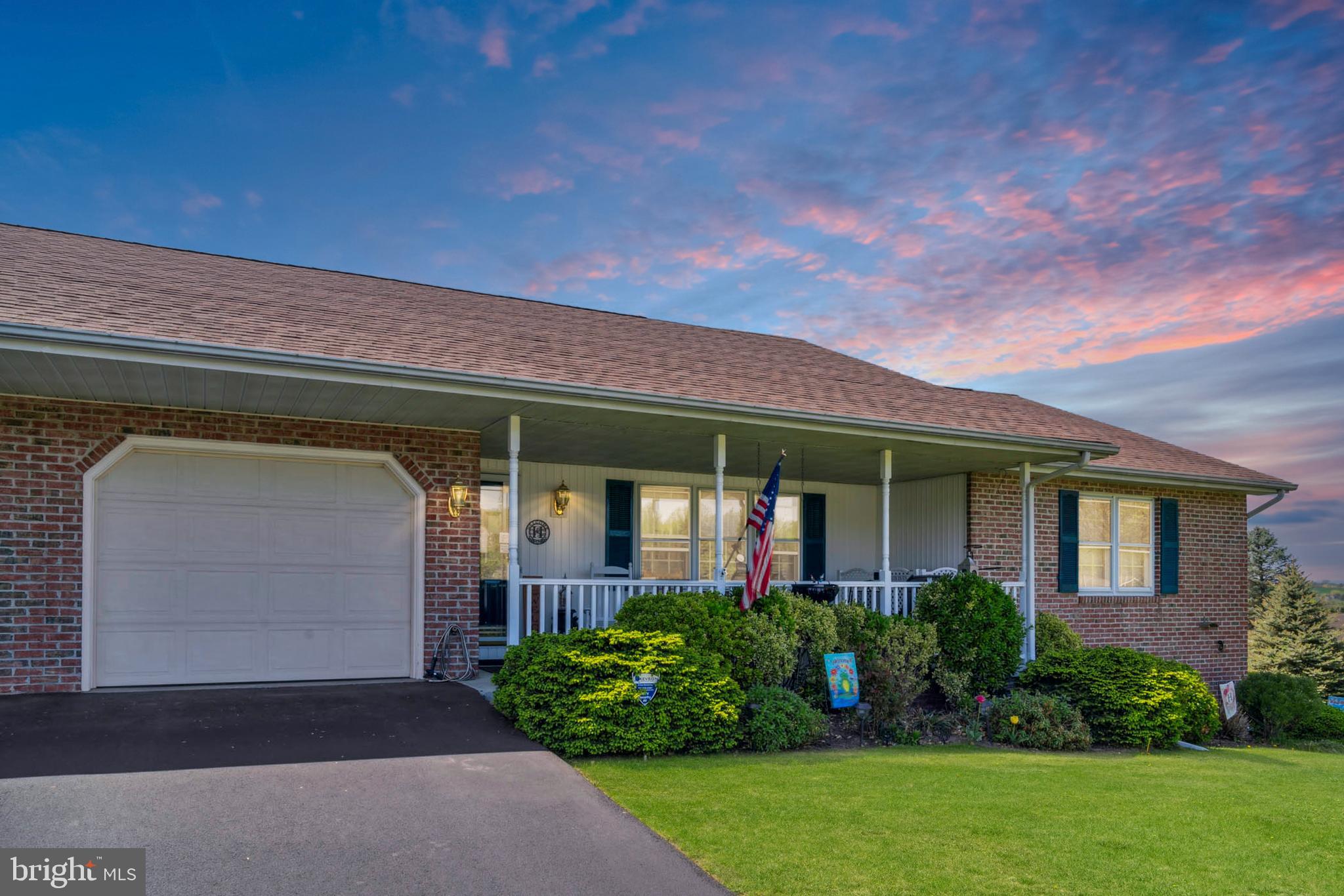 WOODCREST - Residential