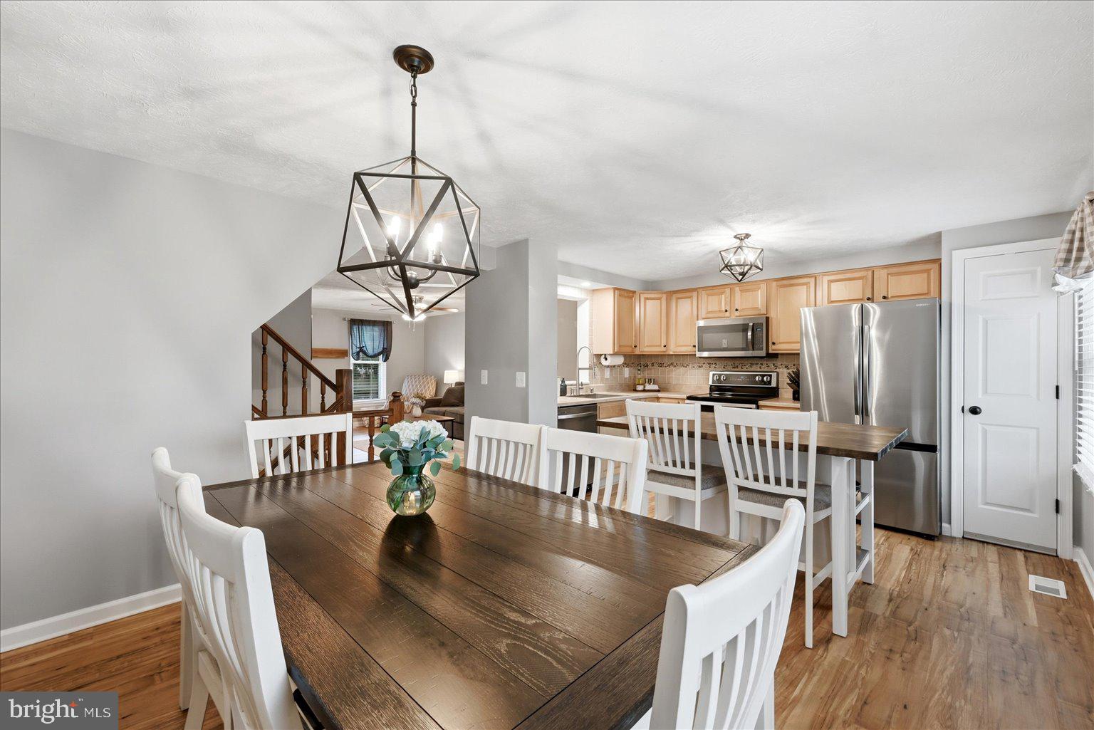 ASHBURN VILLAGE - Residential
