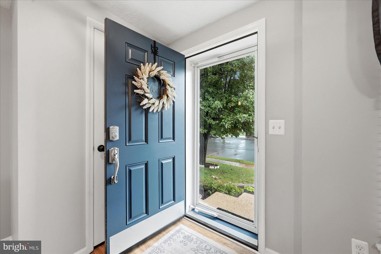 ASHBURN VILLAGE - Residential