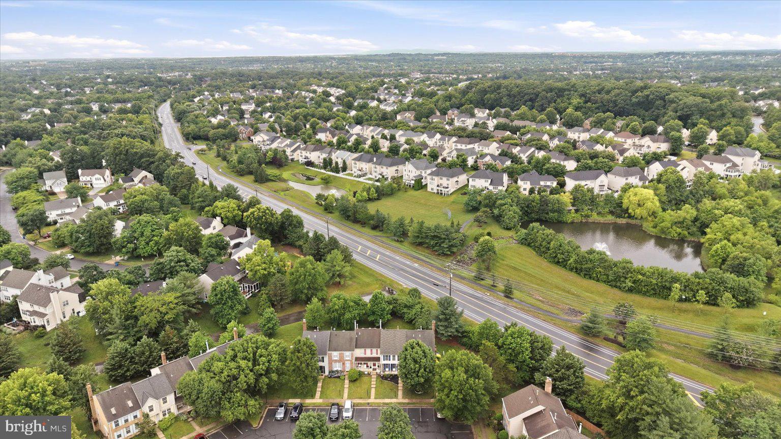 ASHBURN VILLAGE - Residential