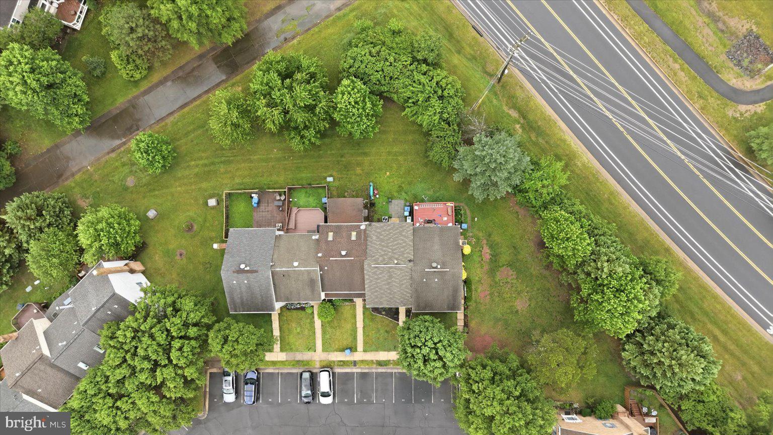ASHBURN VILLAGE - Residential