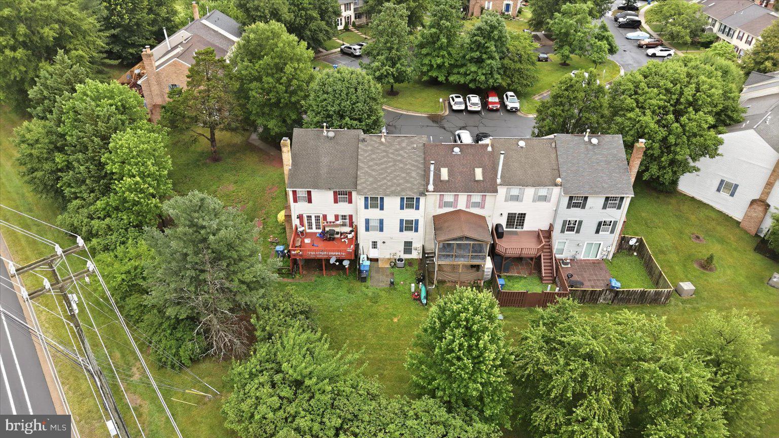 ASHBURN VILLAGE - Residential