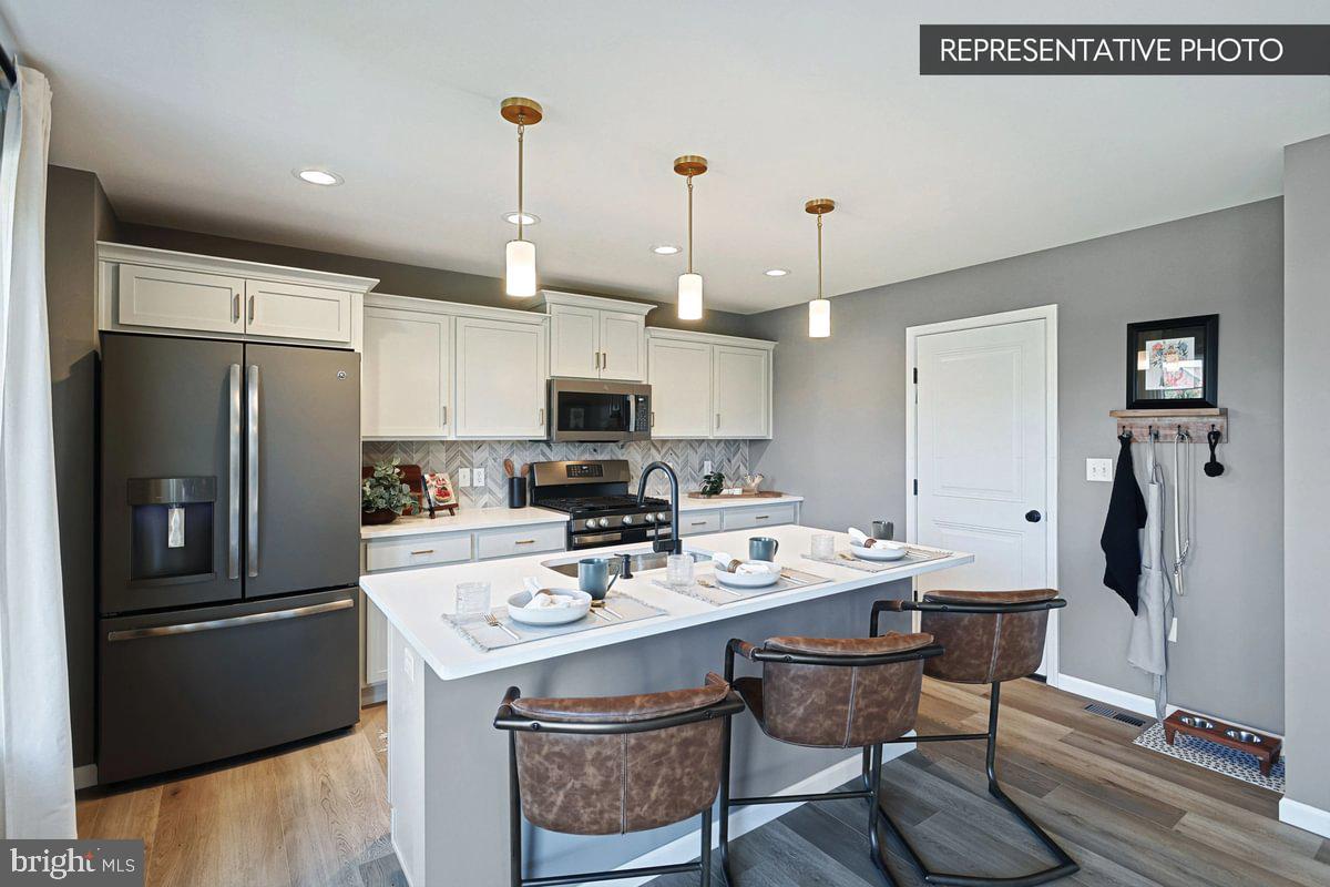 SHADY LANE ESTATES - Residential