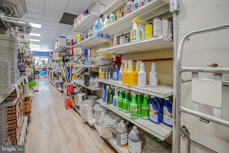 WYNNEFIELD - Commercial Sale