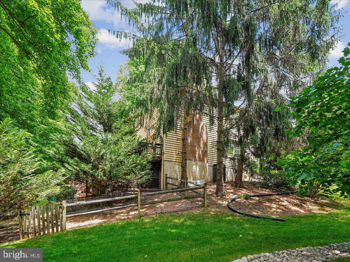 FAIR VIEW WOODS - Residential