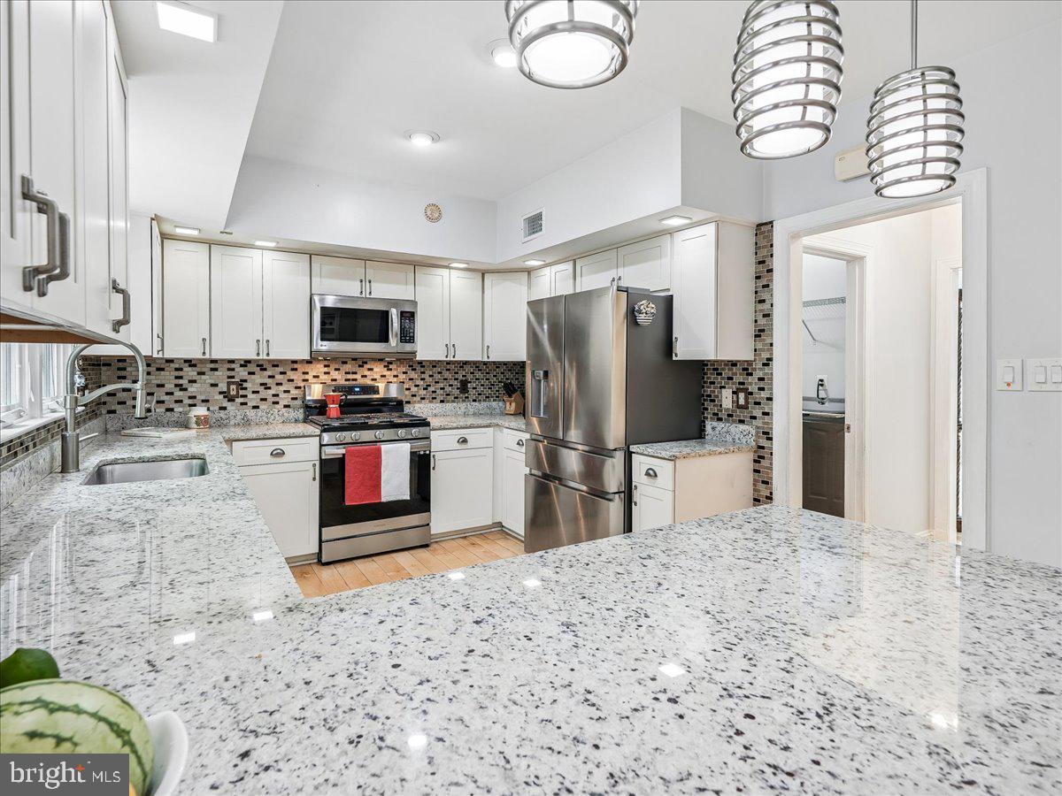 FAIR VIEW WOODS - Residential