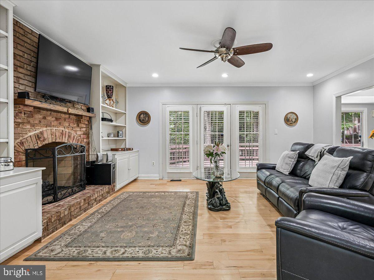 FAIR VIEW WOODS - Residential