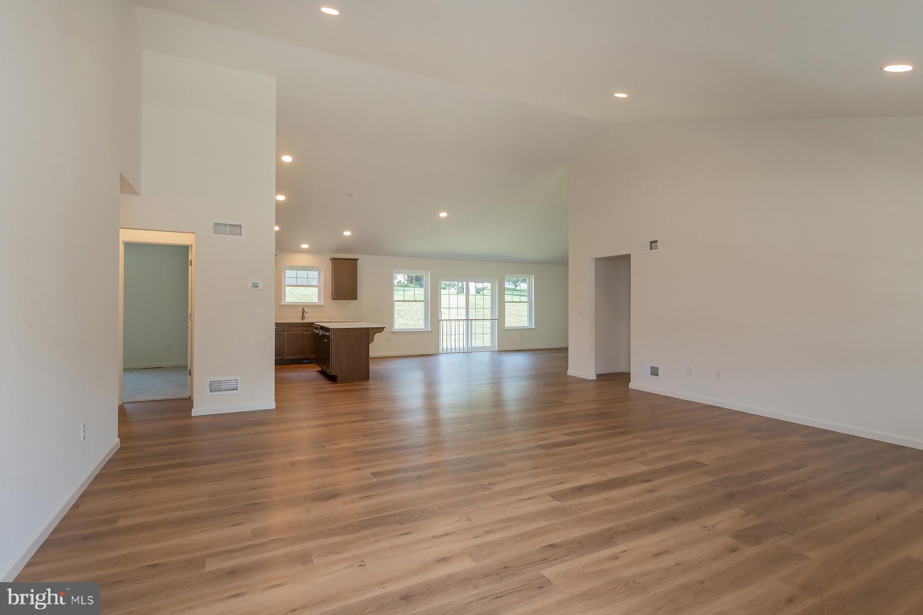 HIDDEN VALLEY ESTATES - Residential
